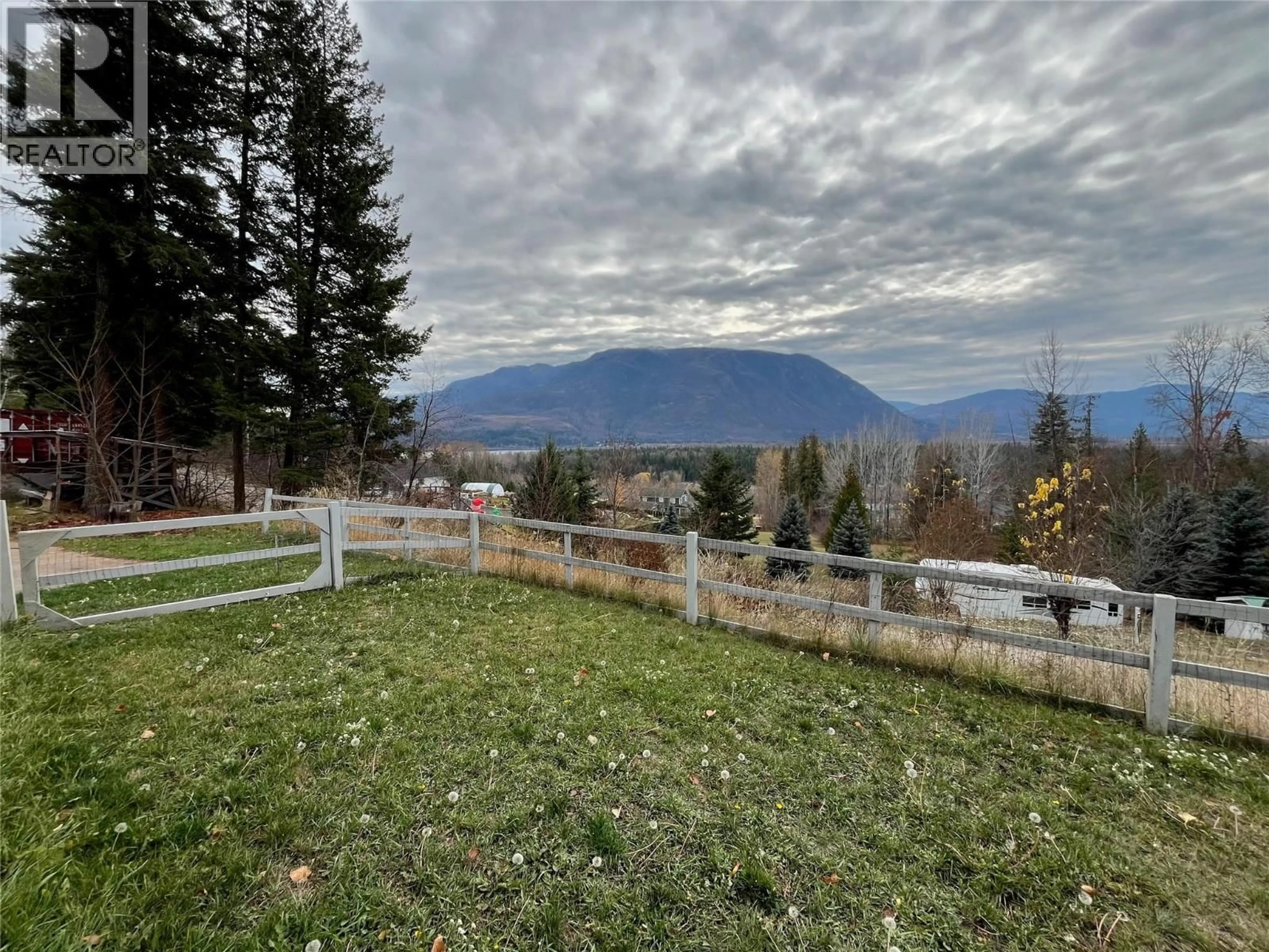 A pic from outside/outdoor area/front of a property/back of a property/a pic from drone, mountain view for 25 - 2481 SQUILAX ANGLEMONT ROAD, Lee Creek British Columbia V0E1M4