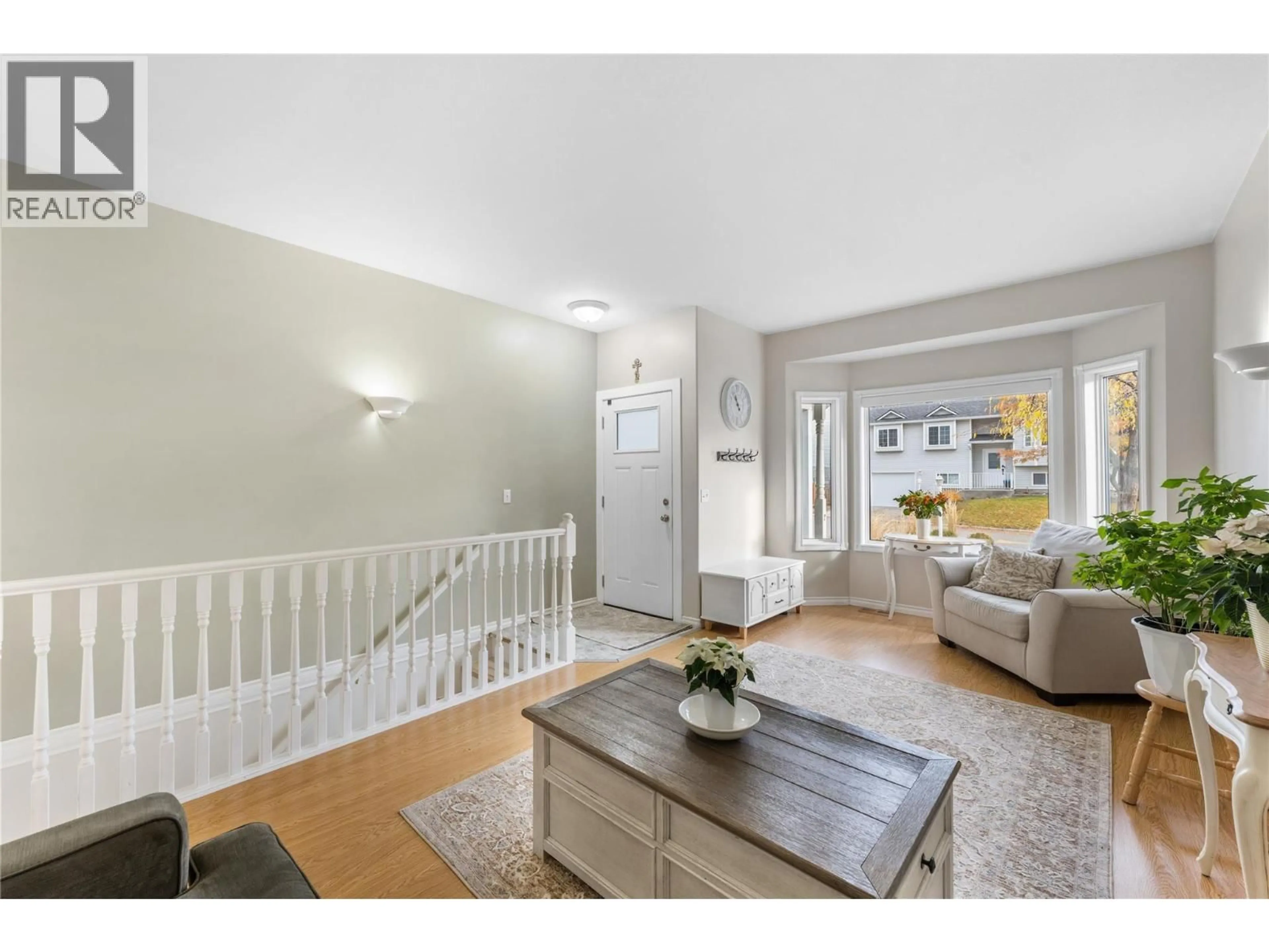 Indoor entryway for 45 - 6100 OLD VERNON ROAD, Kelowna British Columbia V1X7T8