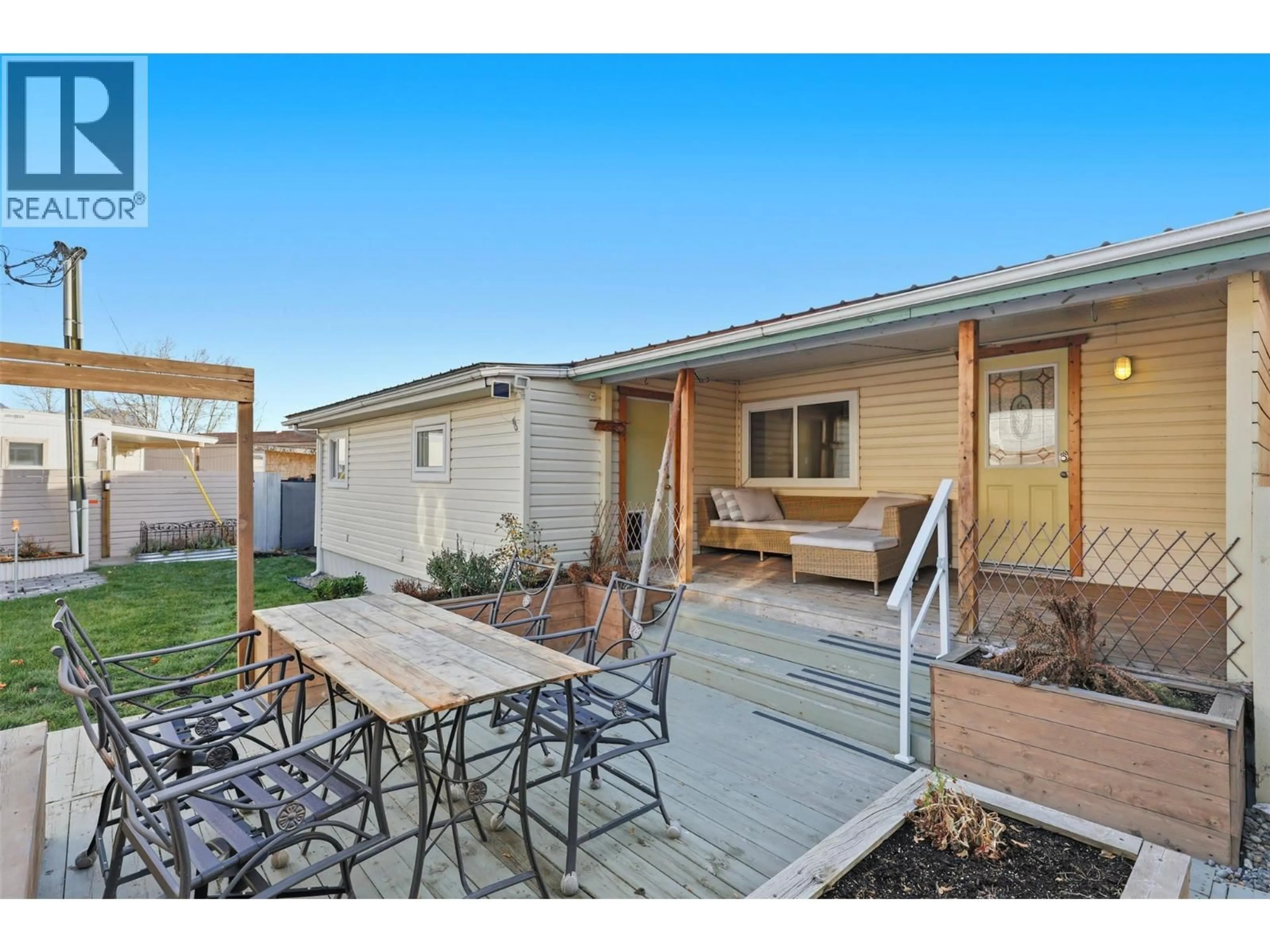 Patio, street for 38 - 1655 ORD ROAD, Kamloops British Columbia V2B7V6