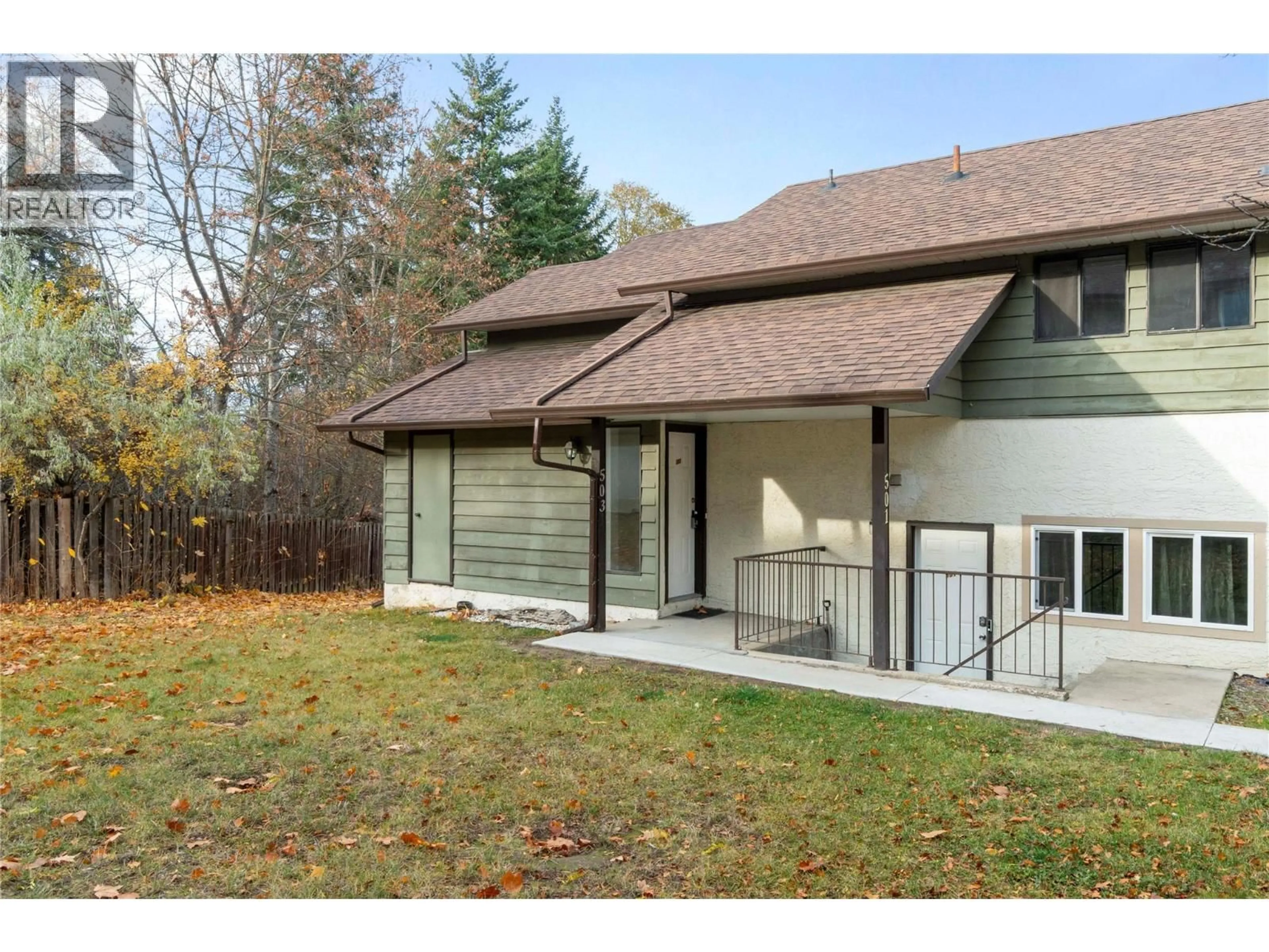 Home with vinyl exterior material, unknown for 503 - 1451 1 AVENUE NORTHEAST, Salmon Arm British Columbia V1E1N8