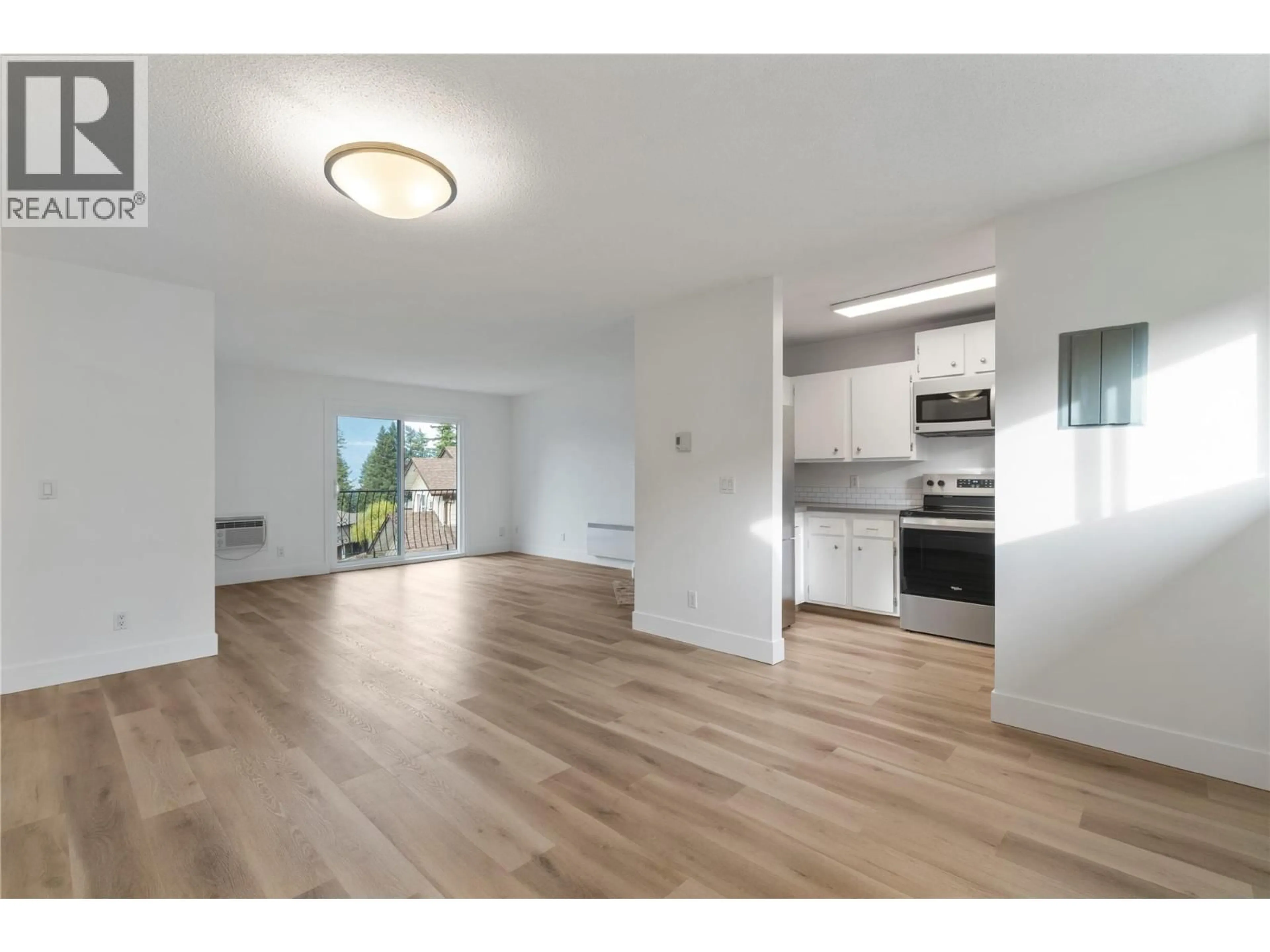 A pic of a room for 503 - 1451 1 AVENUE NORTHEAST, Salmon Arm British Columbia V1E1N8