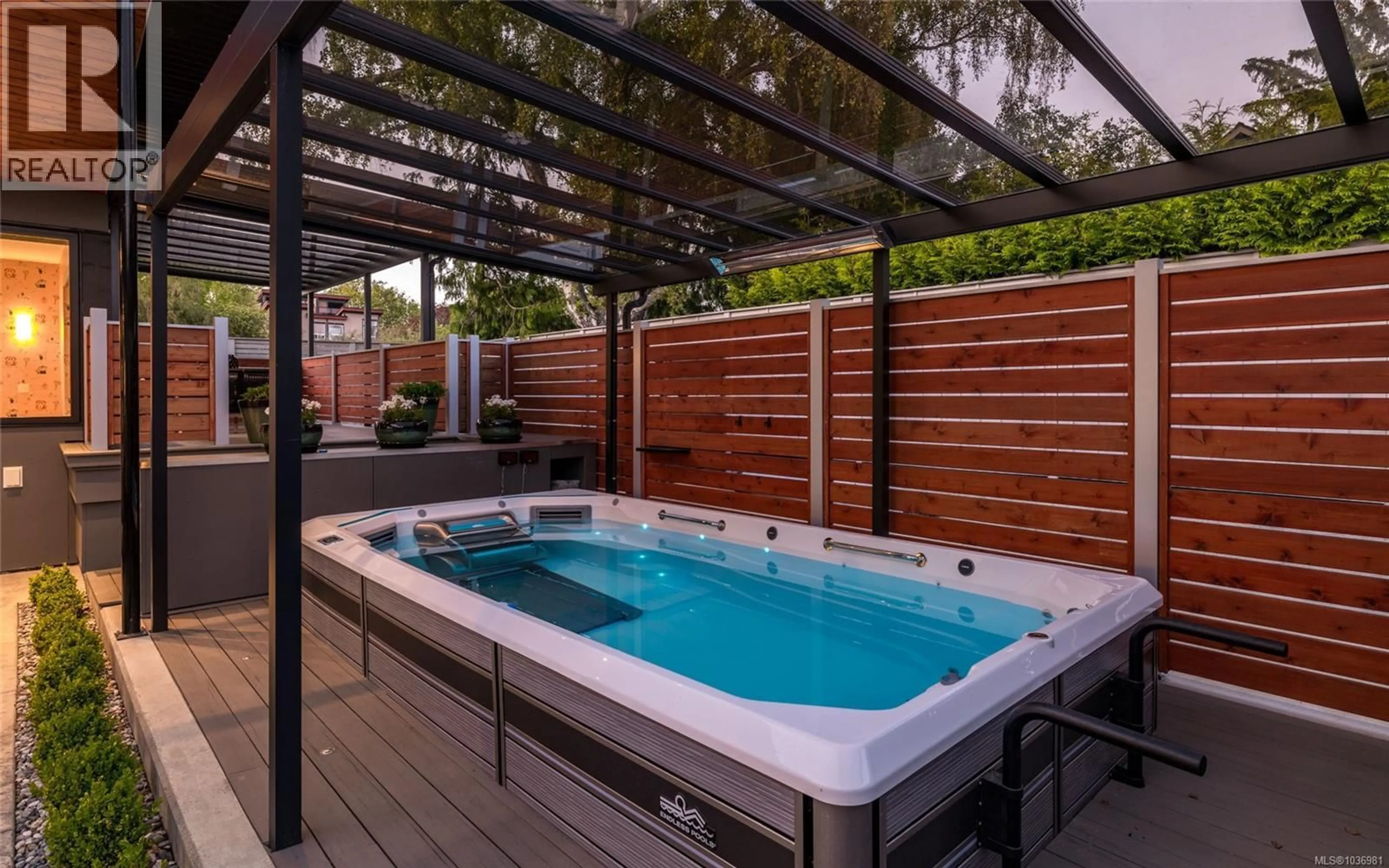 Pool for 330 IRVING ROAD, Victoria British Columbia V8S4A2