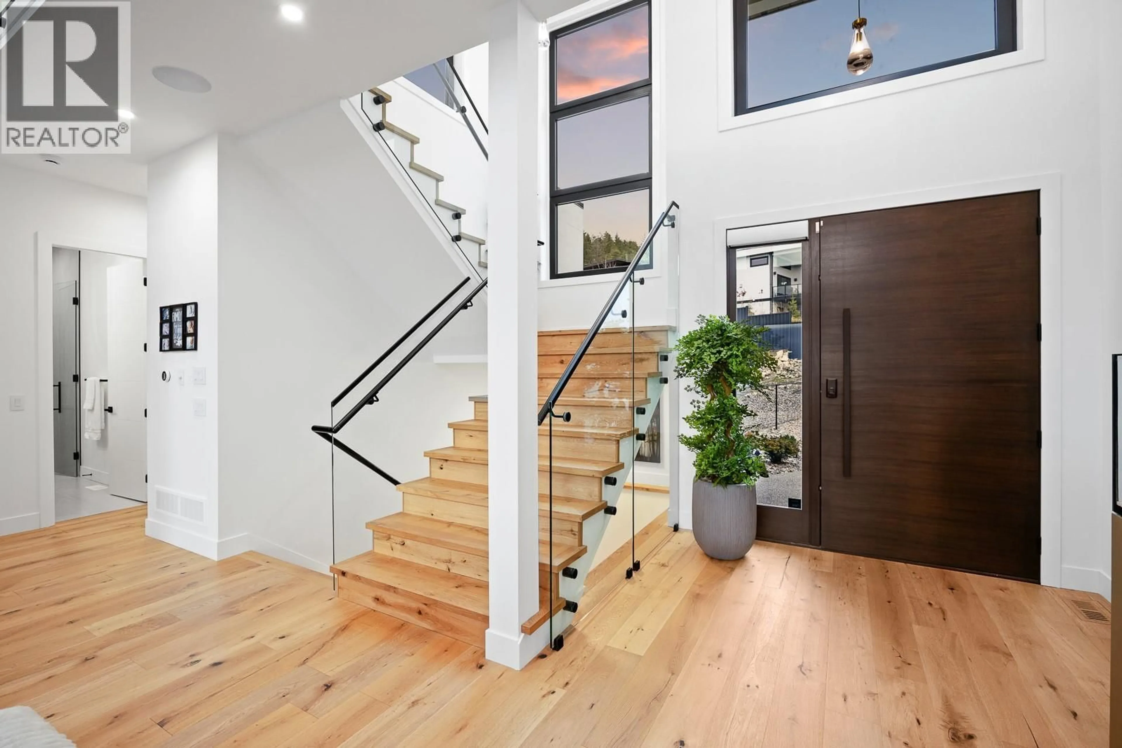 Unknown for 1102 CARNOUSTIE DRIVE, Kelowna British Columbia V1P0A3