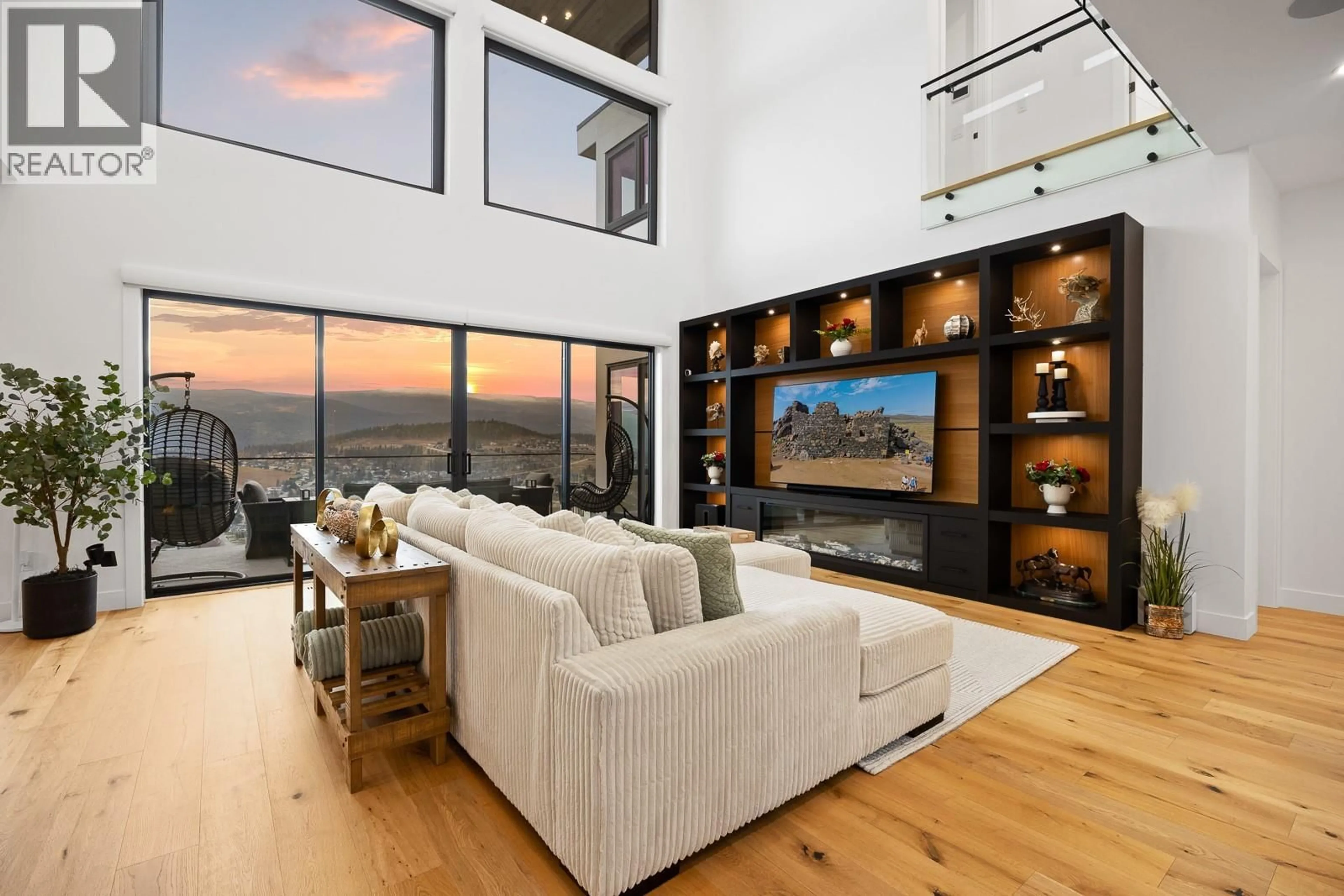 Home theater for 1102 CARNOUSTIE DRIVE, Kelowna British Columbia V1P0A3