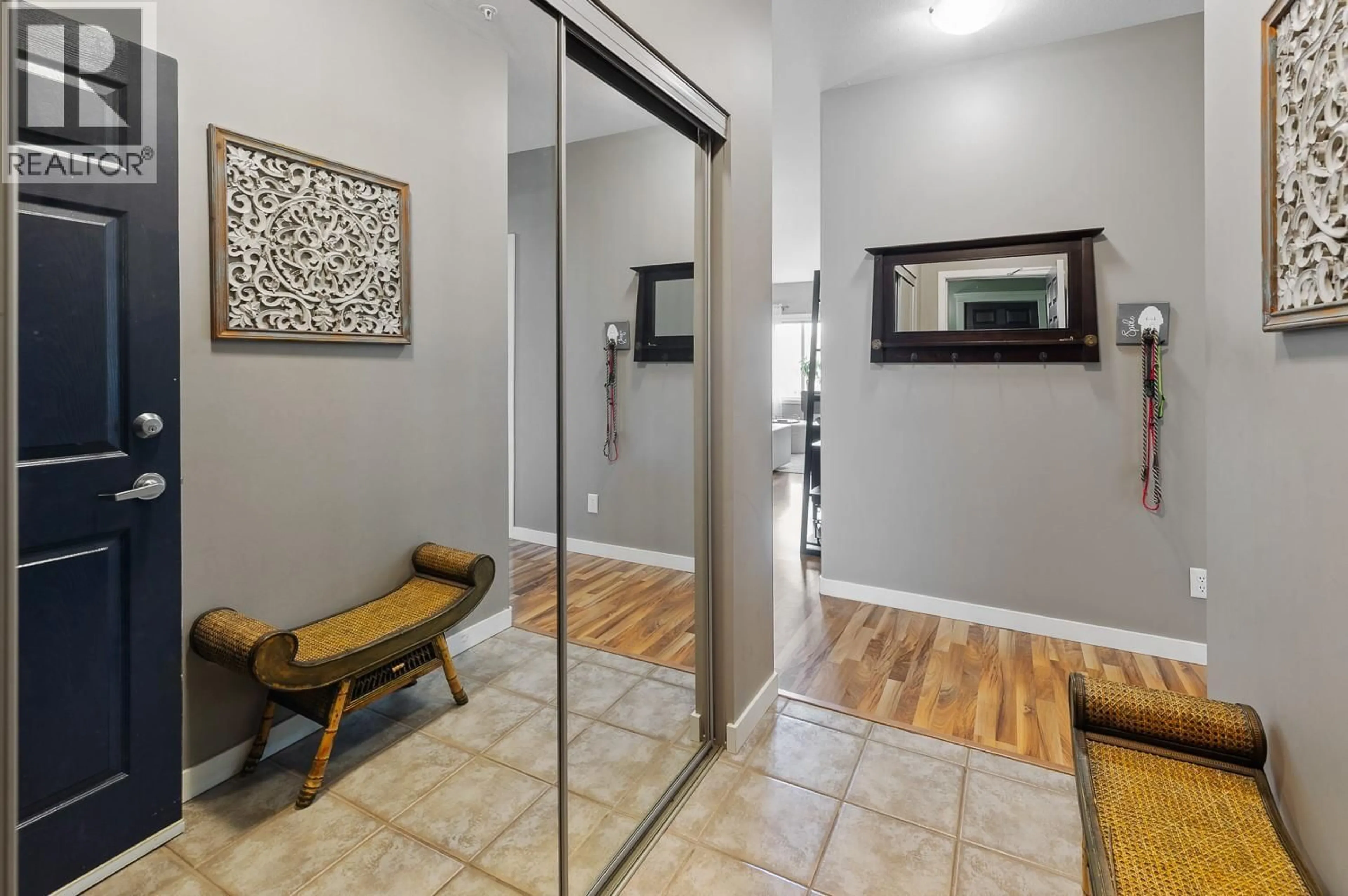 Indoor entryway for 201 - 688 LEQUIME ROAD, Kelowna British Columbia V1W1A6