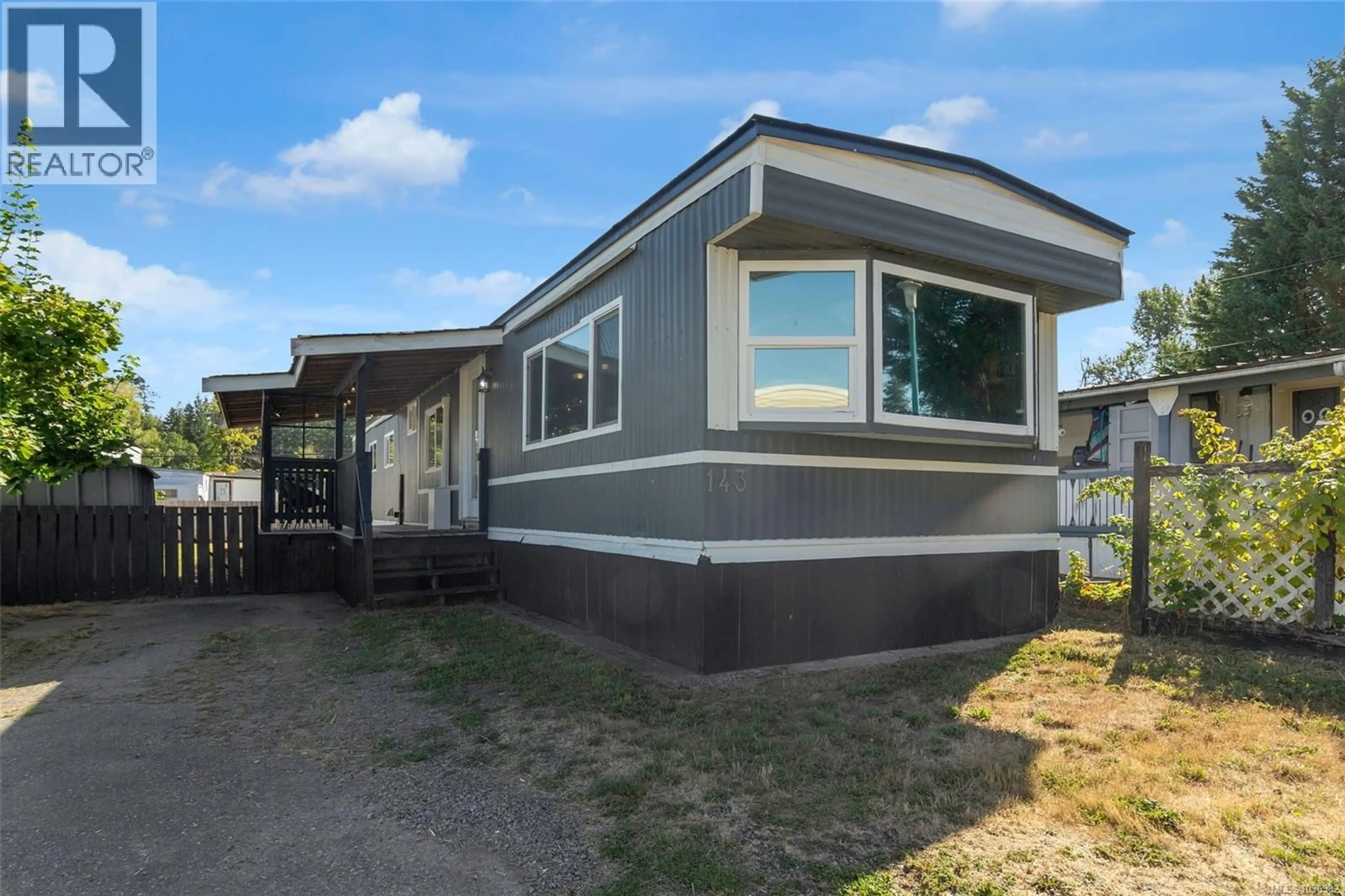 Home with vinyl exterior material, street for 143 - 1753 CECIL STREET, Crofton British Columbia V0R1R0