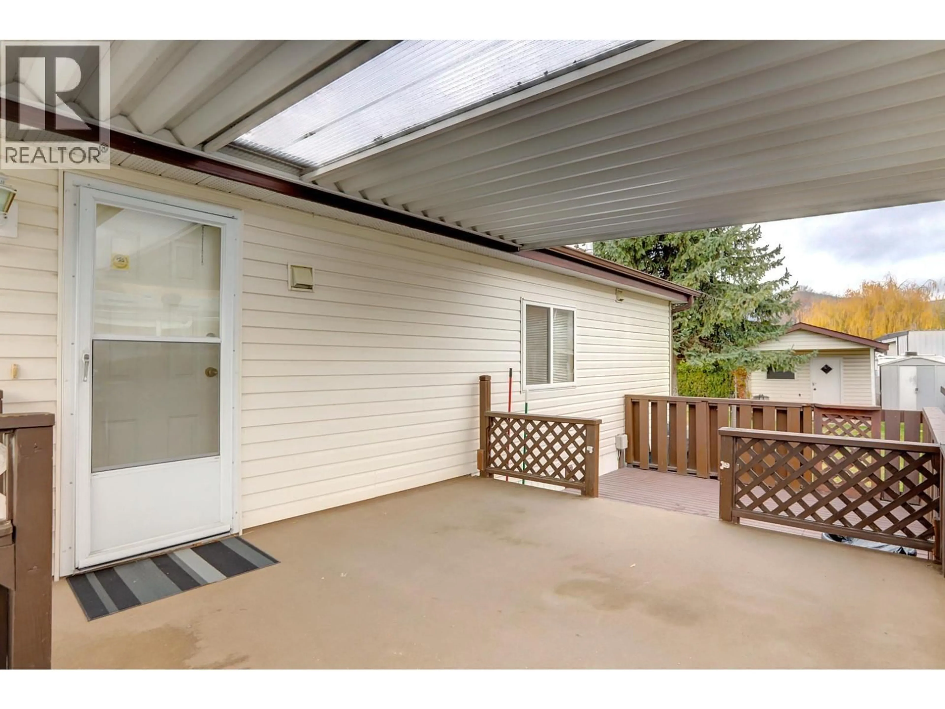 Patio, street for 208 - 6710 TRONSON ROAD, Vernon British Columbia V1H1X6