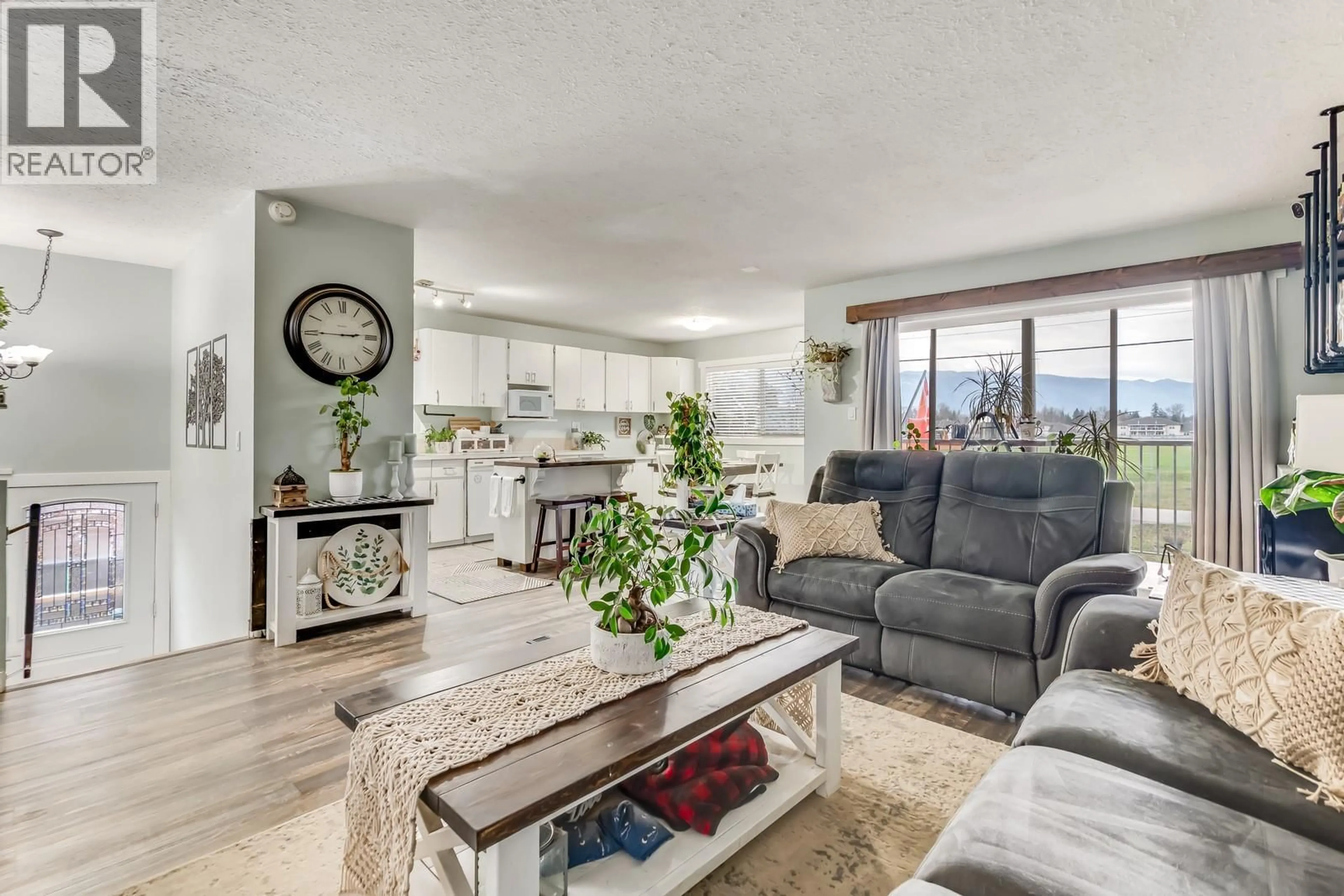 Living room with furniture, unknown for 305A KILDONAN AVENUE, Enderby British Columbia V4Y4A7