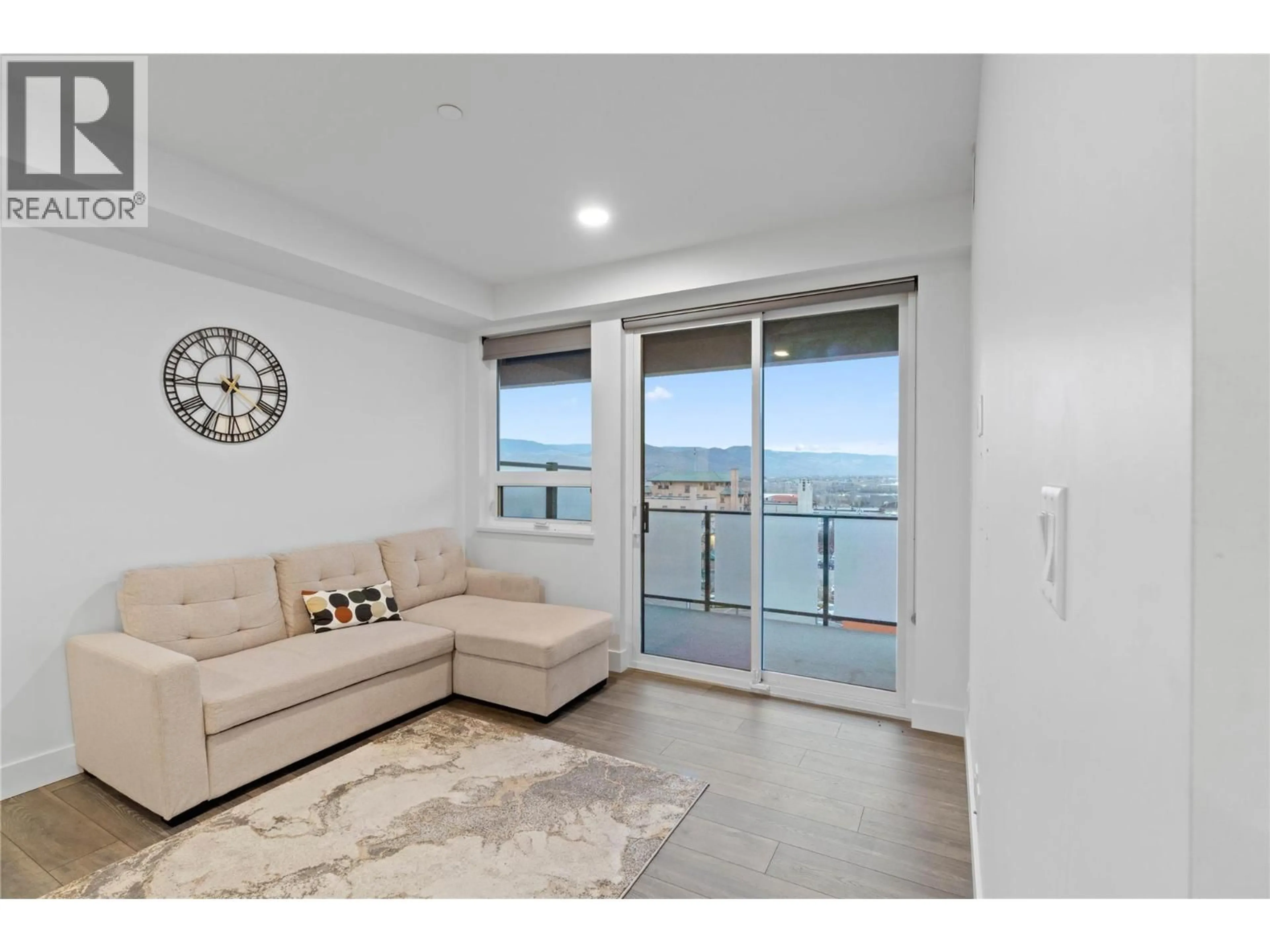 Living room with furniture, unknown for 516 - 444 ST. PAUL STREET, Kamloops British Columbia V2C0L2