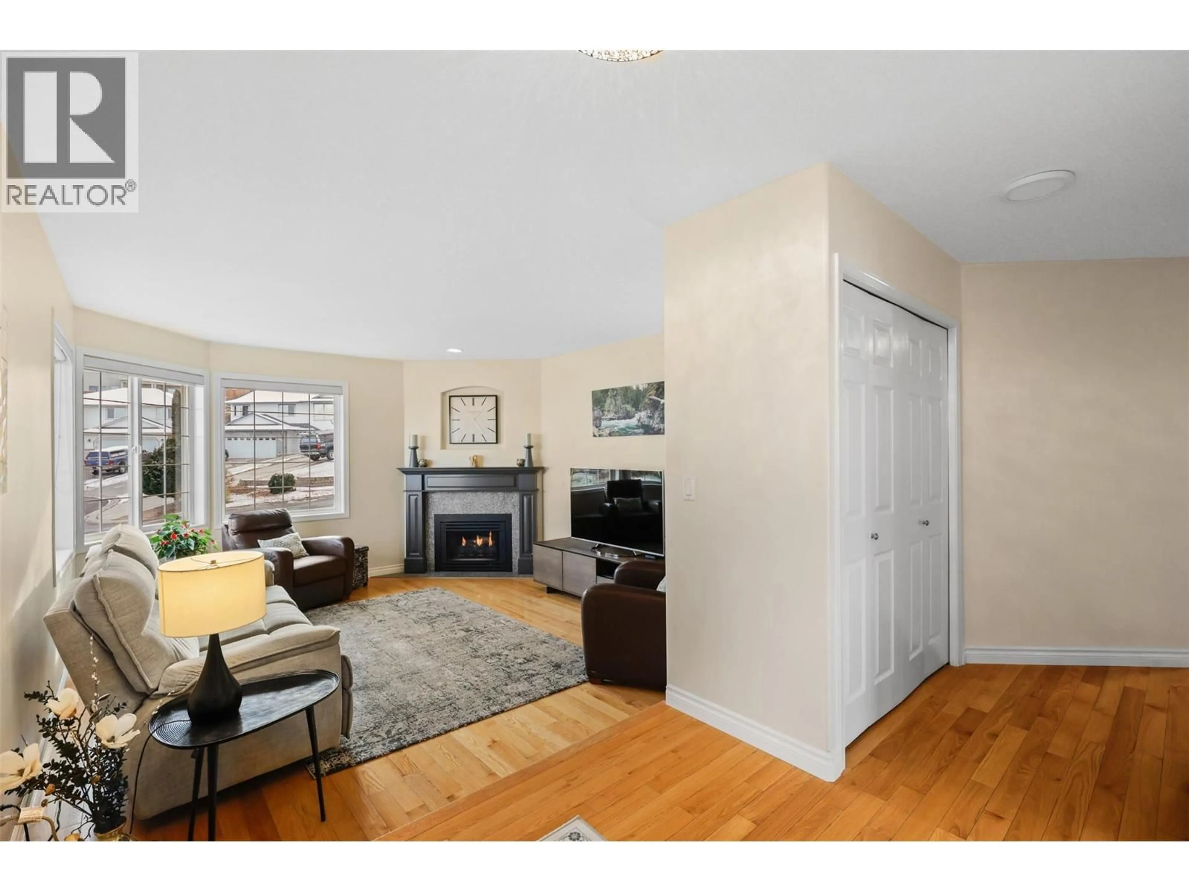 Unknown for 870 REGENT CRESCENT, Kamloops British Columbia V1S1X1