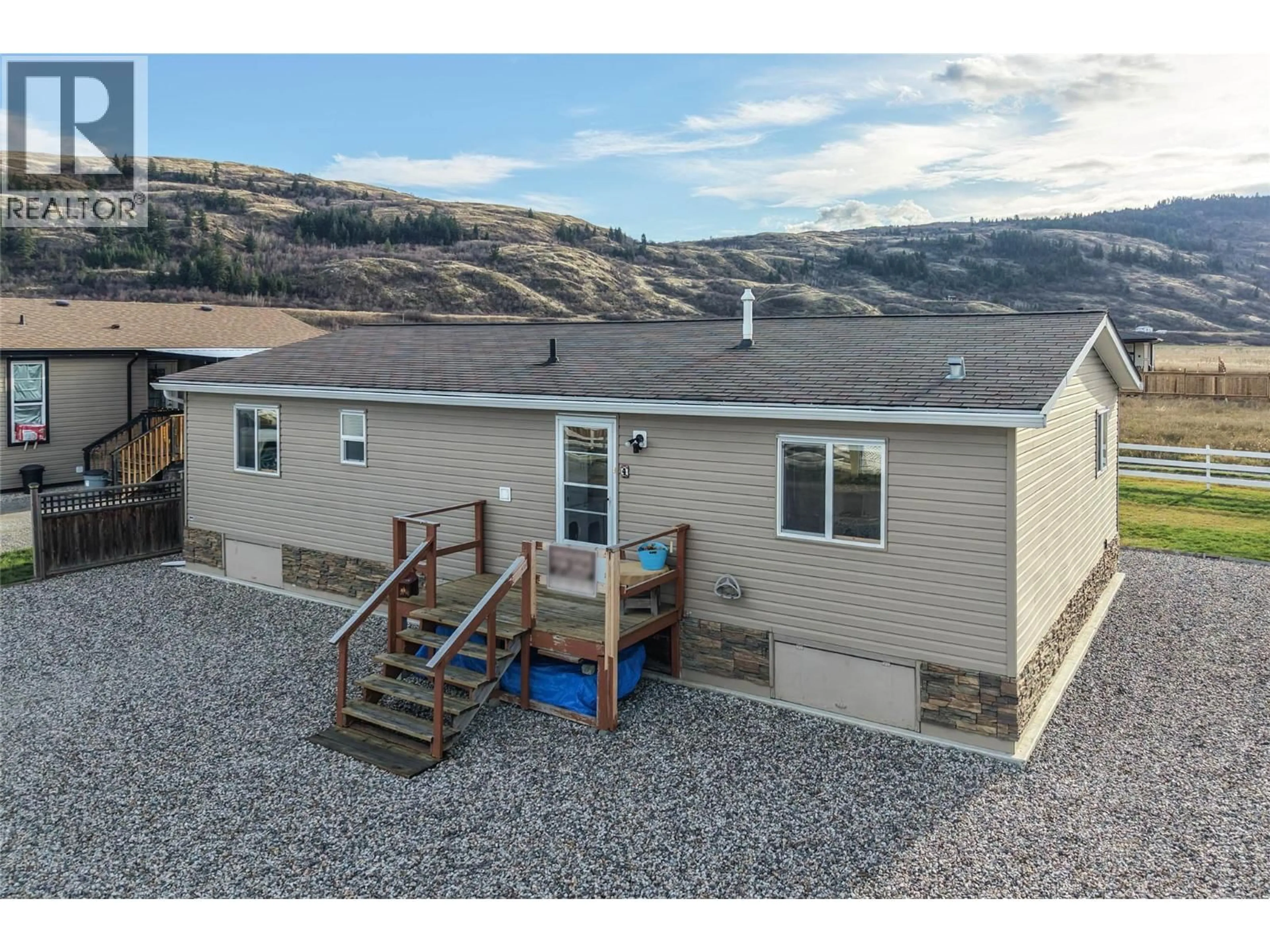 Home with vinyl exterior material, mountain view for 4 - 71 ANTOINE ROAD, Vernon British Columbia V1H2A3