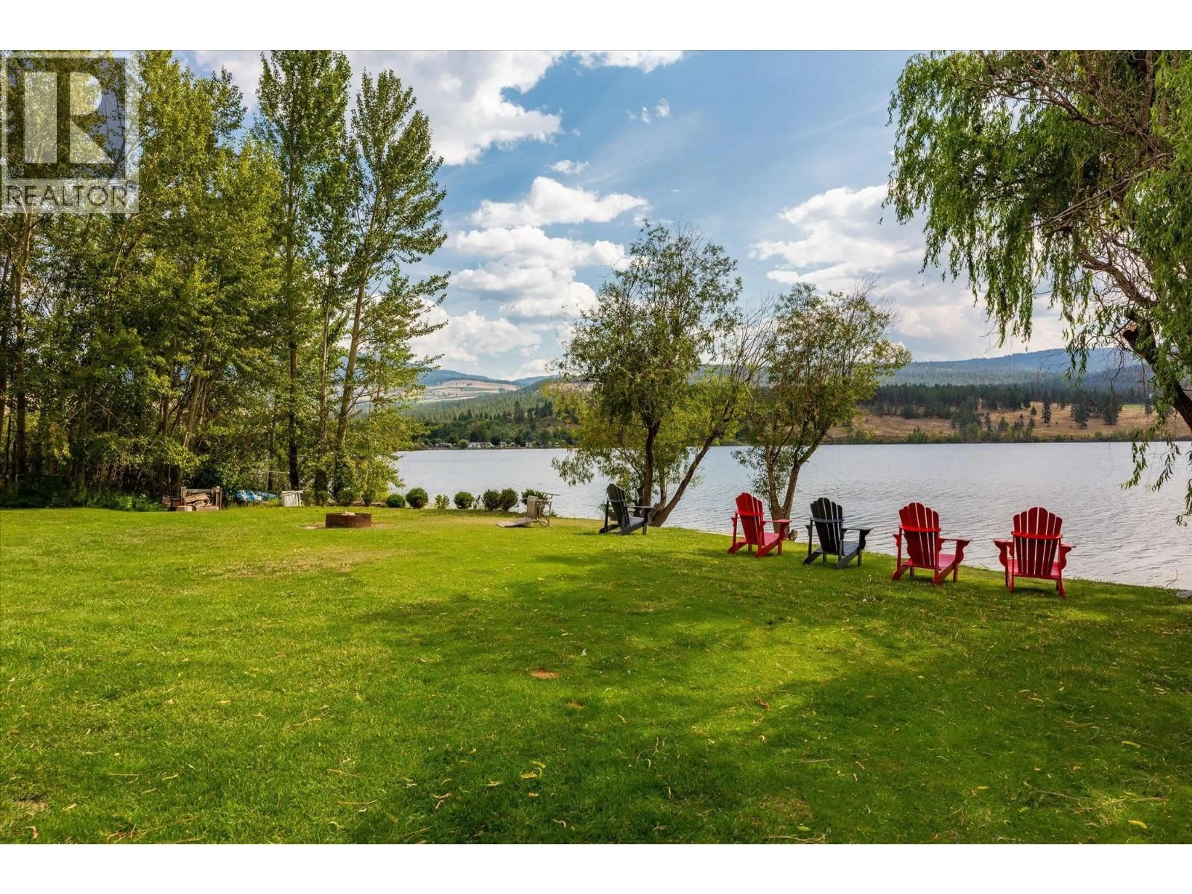 Patio, water/lake/river/ocean view for 109-4 - 7841 HIGHWAY 97 N OTHER, Kelowna British Columbia V1V1E4