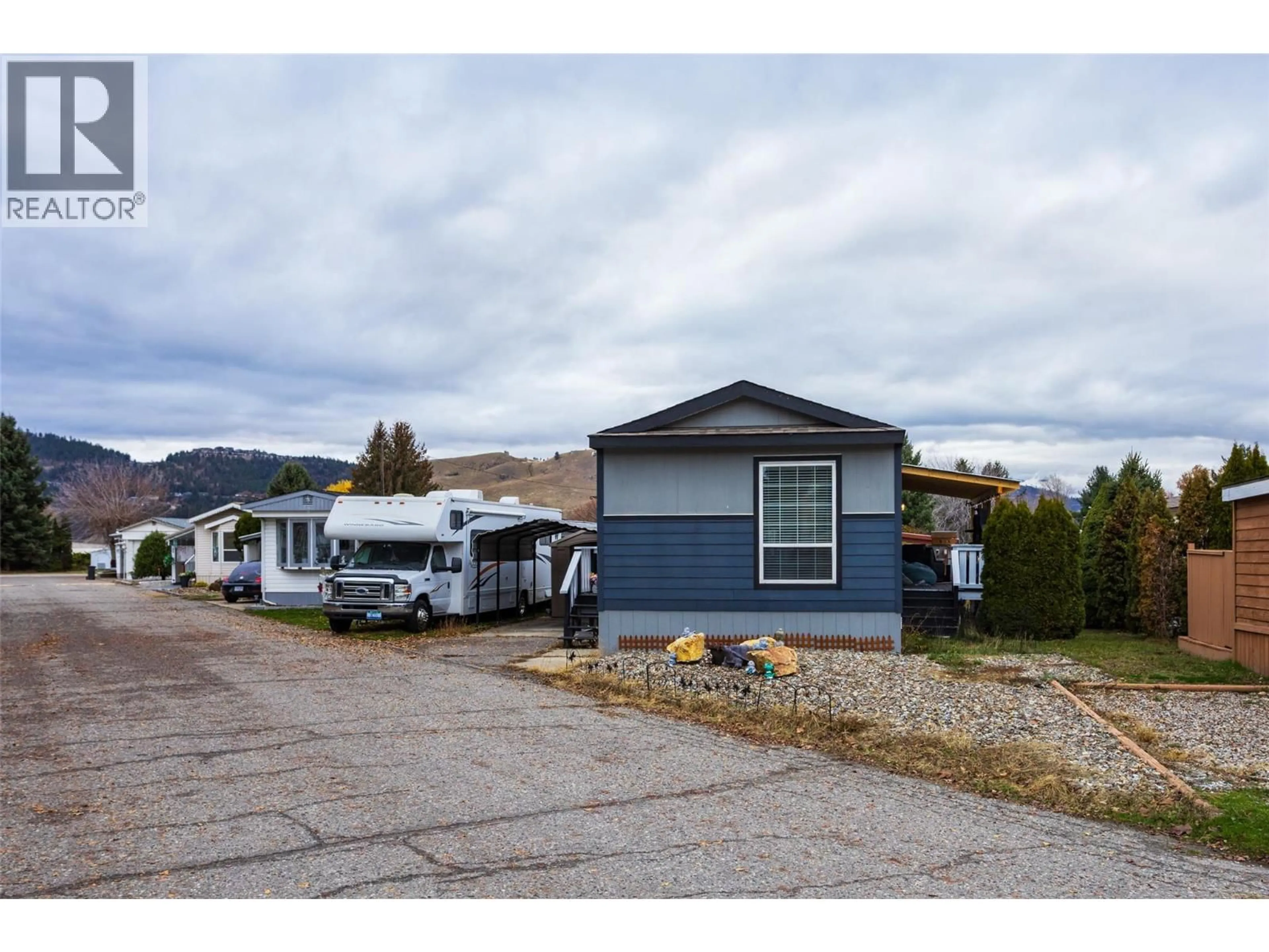 Home with vinyl exterior material, mountain view for 47 - 1133 FINDLAY ROAD, Kelowna British Columbia V1X5A9