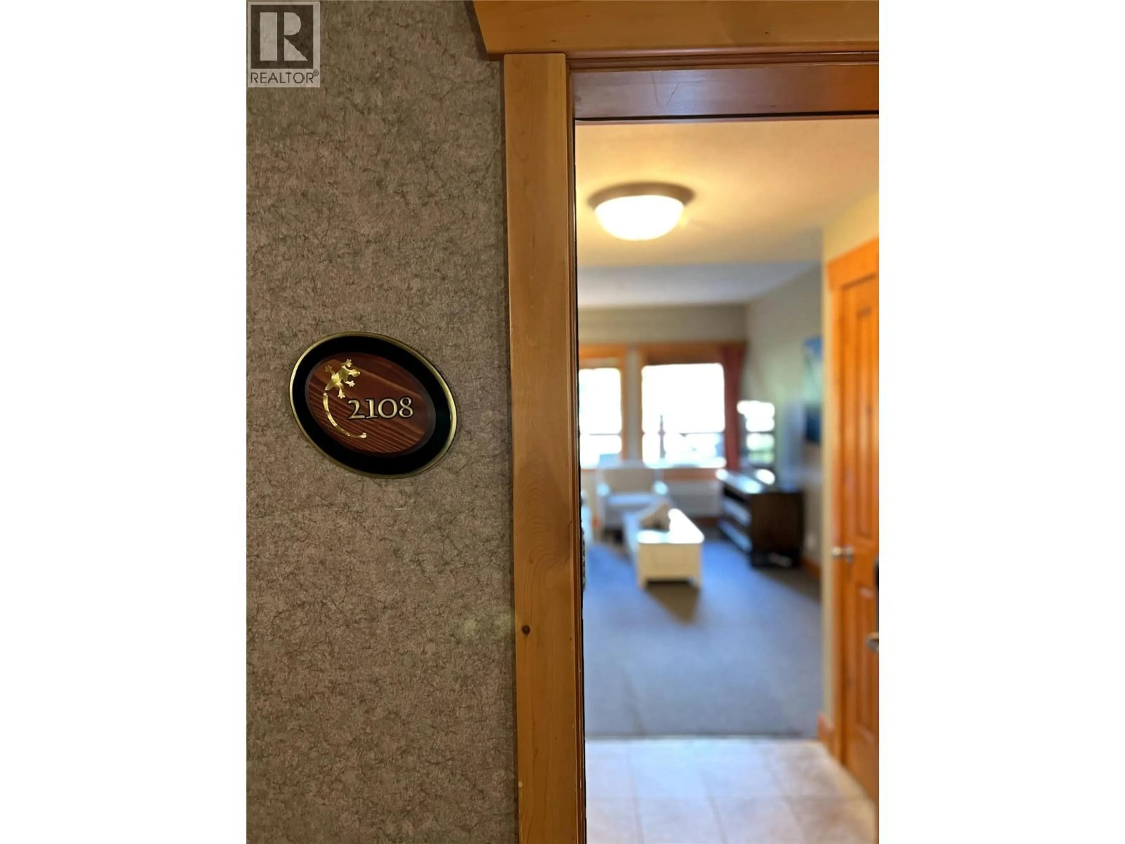 Indoor entryway for 2108D - 5350 HIGHLINE DRIVE, Fernie British Columbia V0B1M6