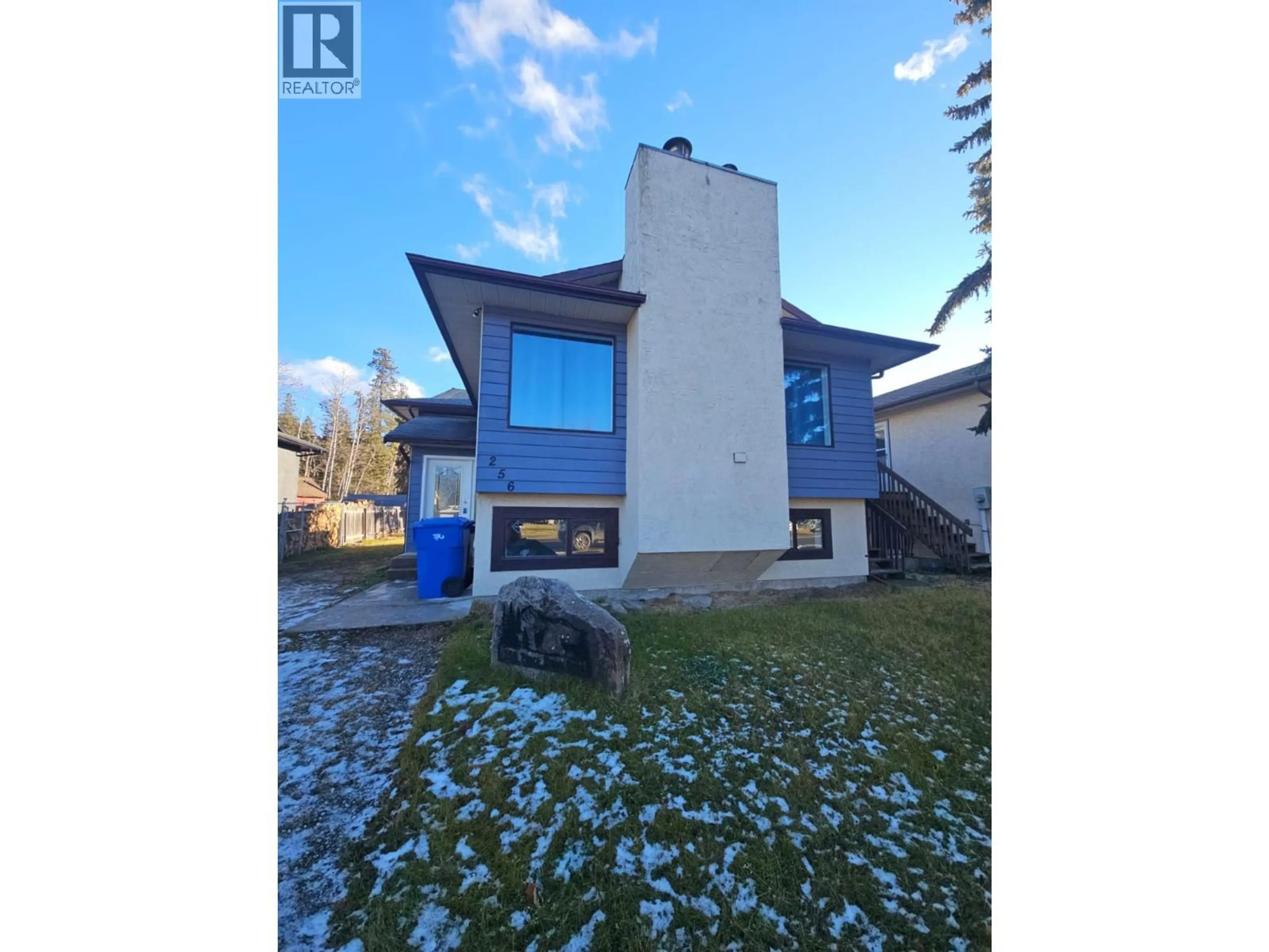 A pic from outside/outdoor area/front of a property/back of a property/a pic from drone, street for 256 PEACE RIVER CRESCENT, Tumbler Ridge British Columbia V0C2W0