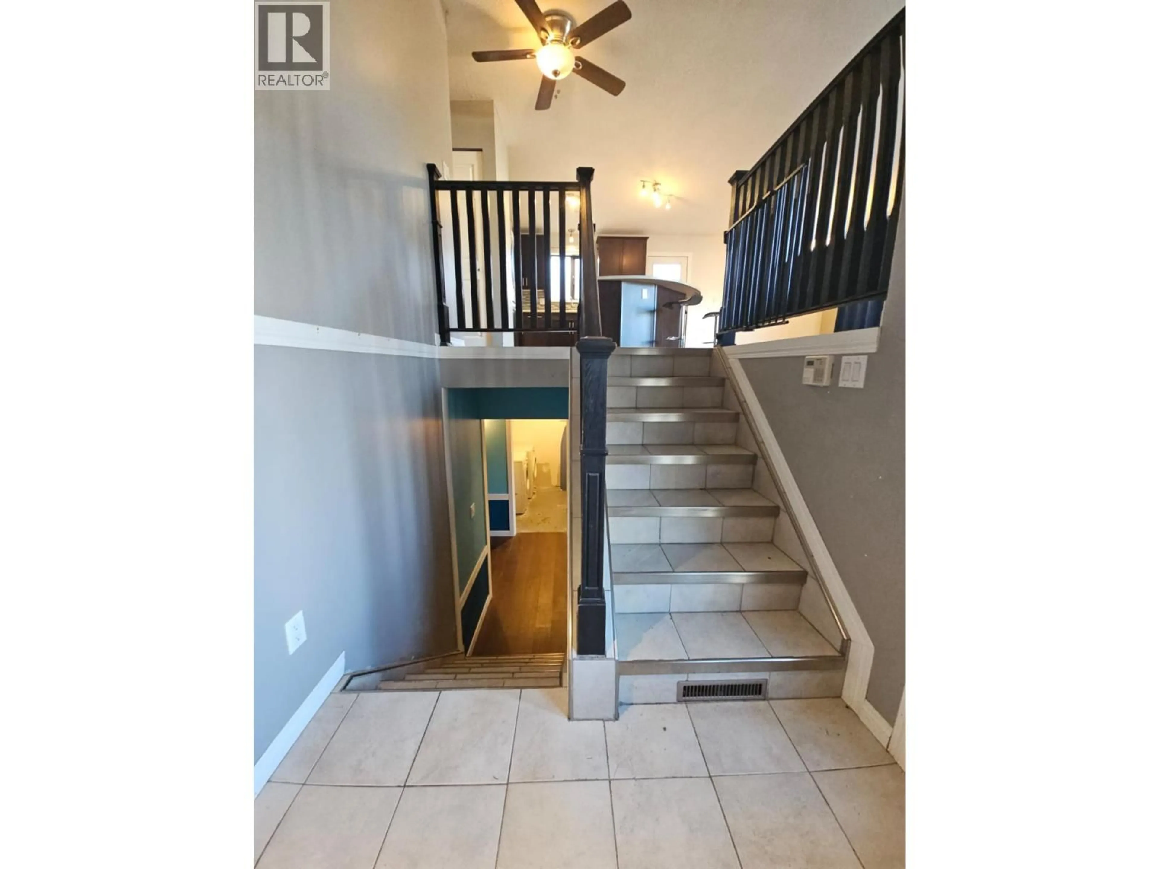 Stairs for 256 PEACE RIVER CRESCENT, Tumbler Ridge British Columbia V0C2W0