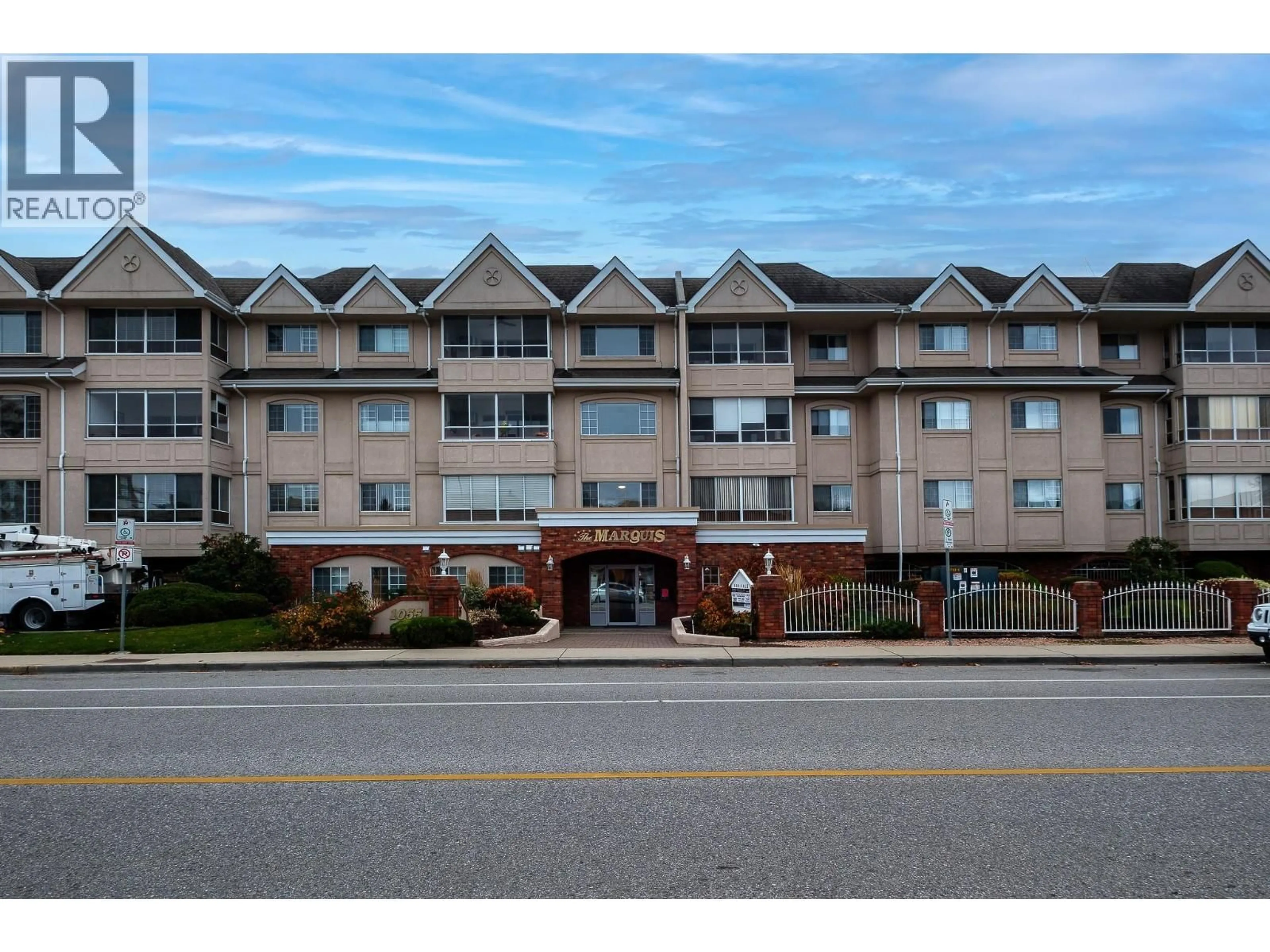 Unknown for 206 - 1055 LAWRENCE AVENUE, Kelowna British Columbia V1Y6M3