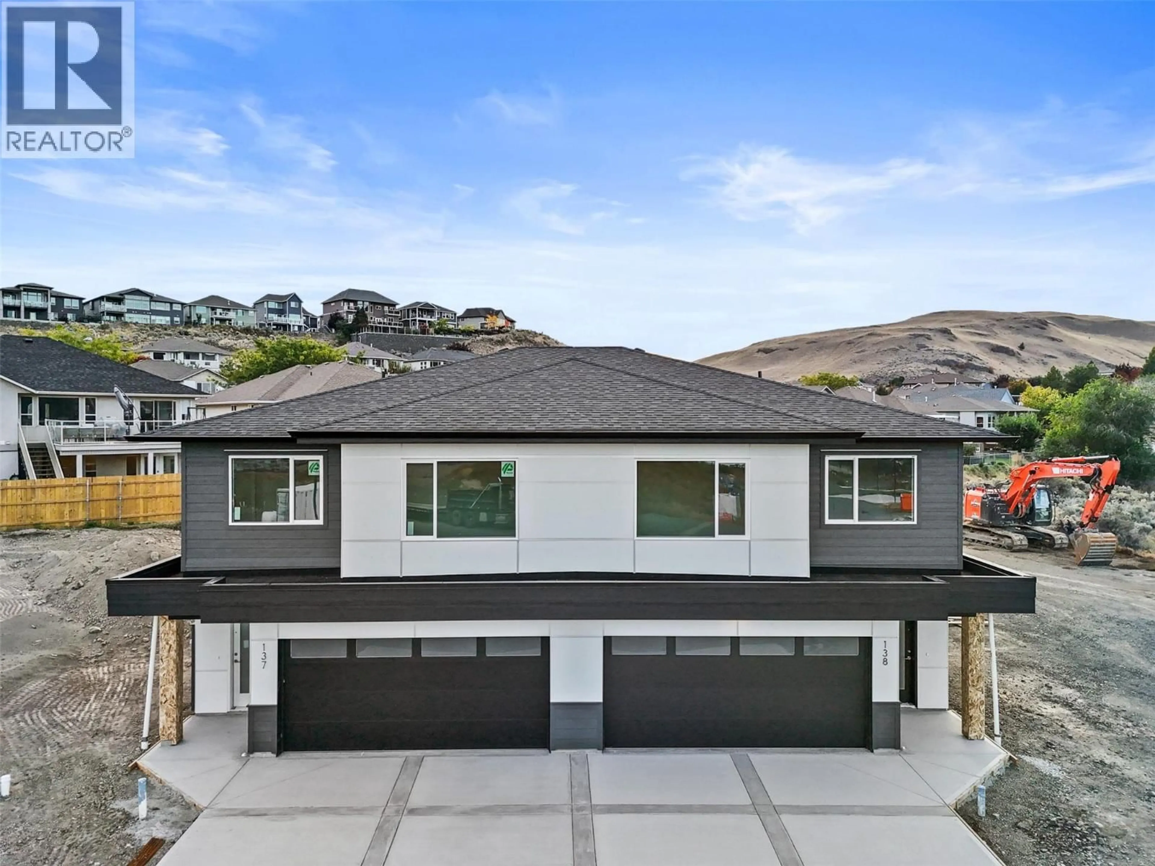 Home with vinyl exterior material, mountain view for 138 - 2050 GRASSLANDS BOULEVARD, Kamloops British Columbia V2B0K7