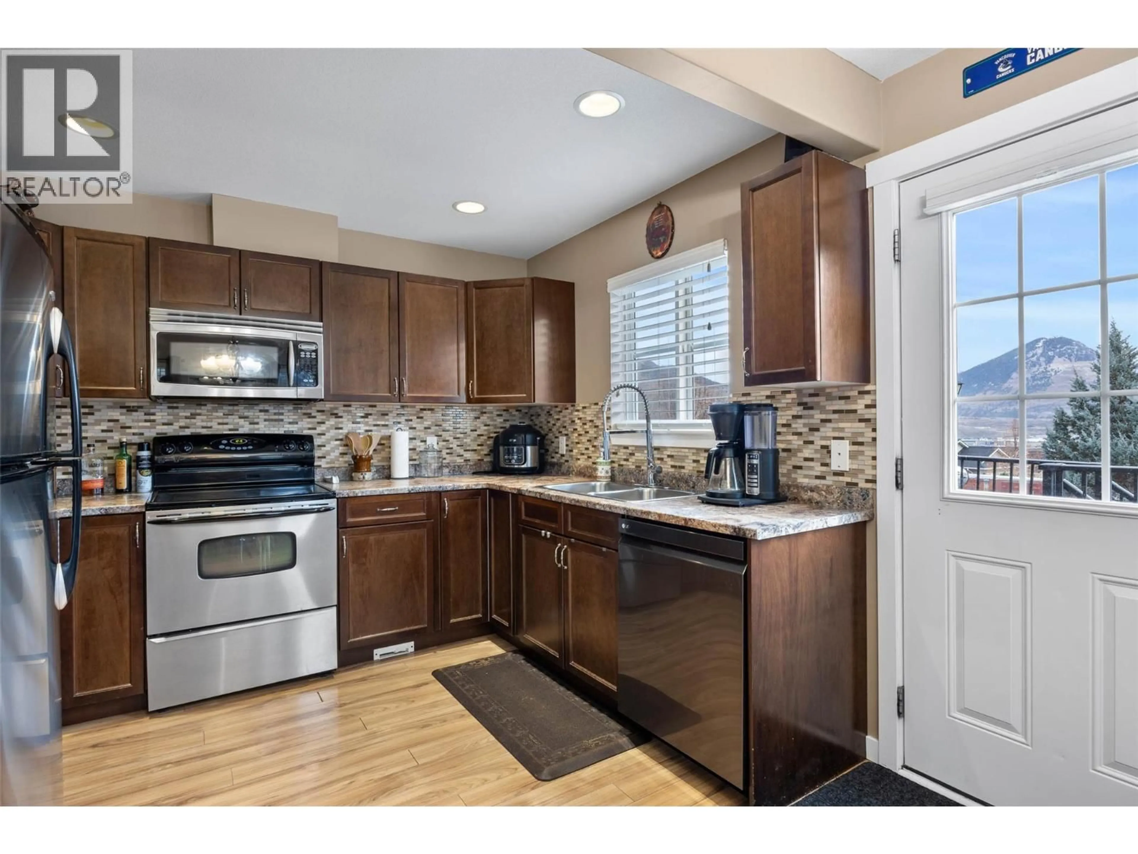 Open concept kitchen, unknown for 17 - 930 STAGECOACH DRIVE, Kamloops British Columbia V2B0A9