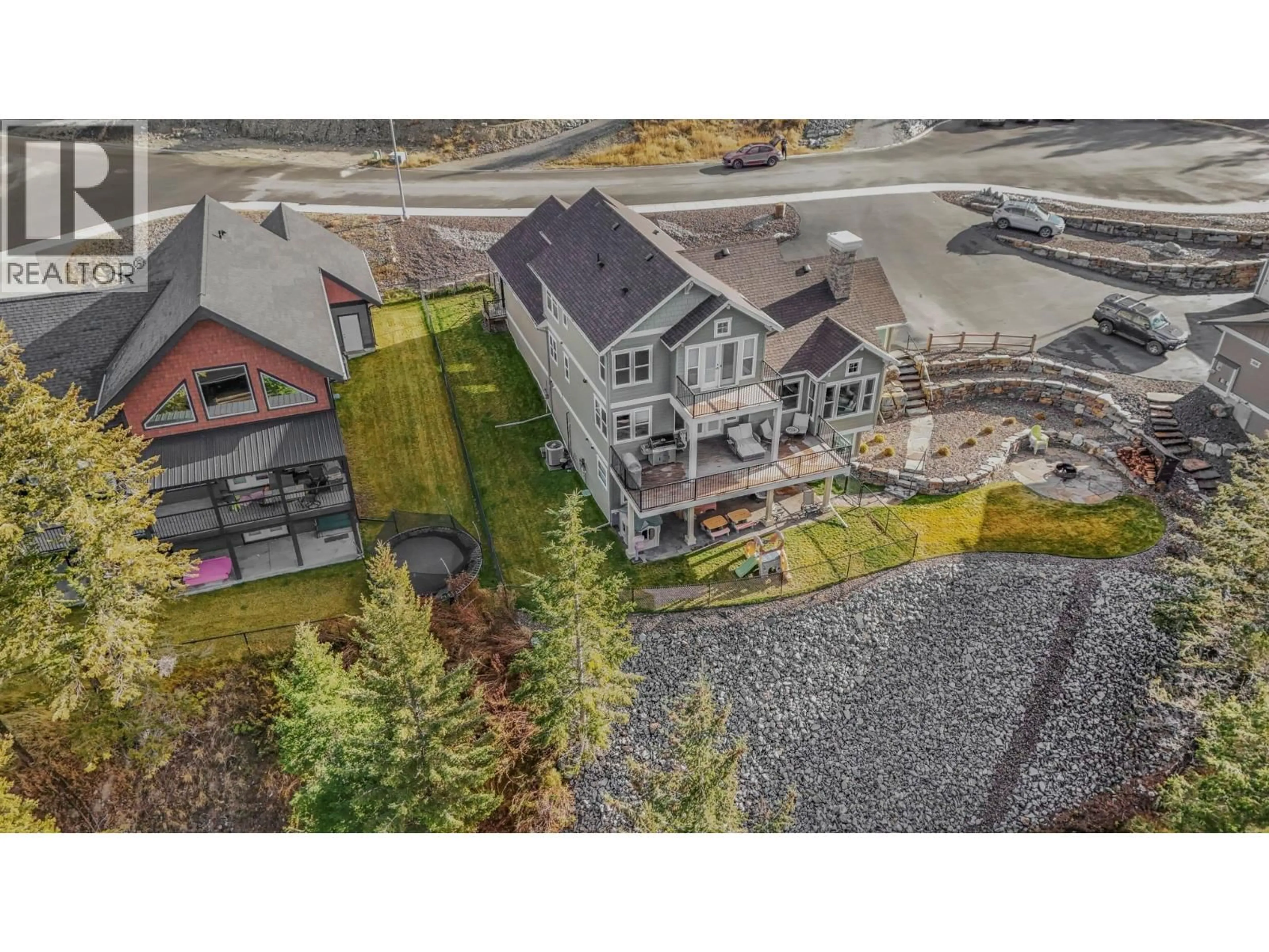 A pic from outside/outdoor area/front of a property/back of a property/a pic from drone, street for 1509 MOUNT ROYAL RIDGE, Cranbrook British Columbia V1C0C4