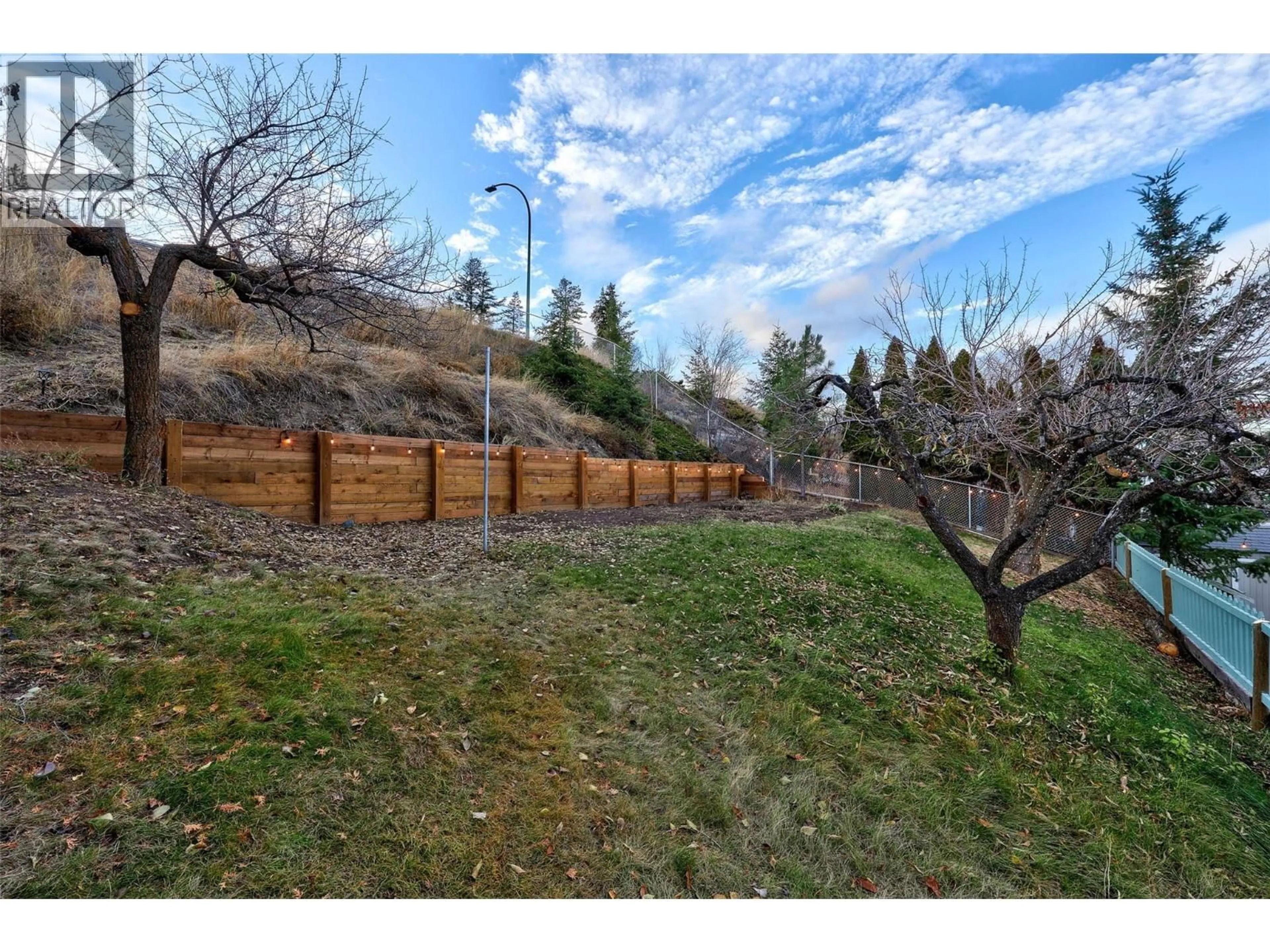 Unknown for 2249 SIFTON LANE, Kamloops British Columbia V1S1A4