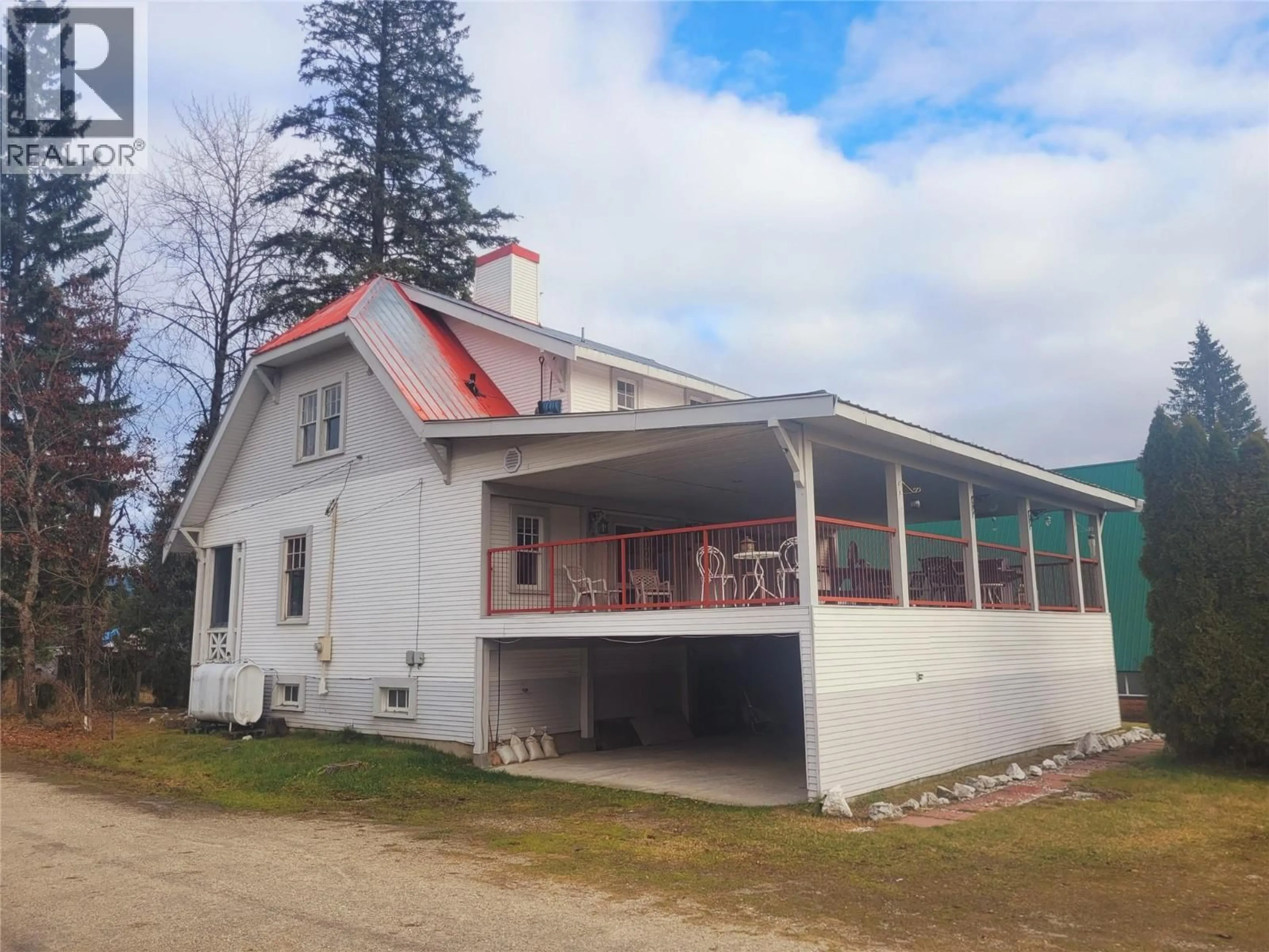A pic from outside/outdoor area/front of a property/back of a property/a pic from drone, building for 5928 FOURTH AVENUE, Blue River British Columbia V0E1J0