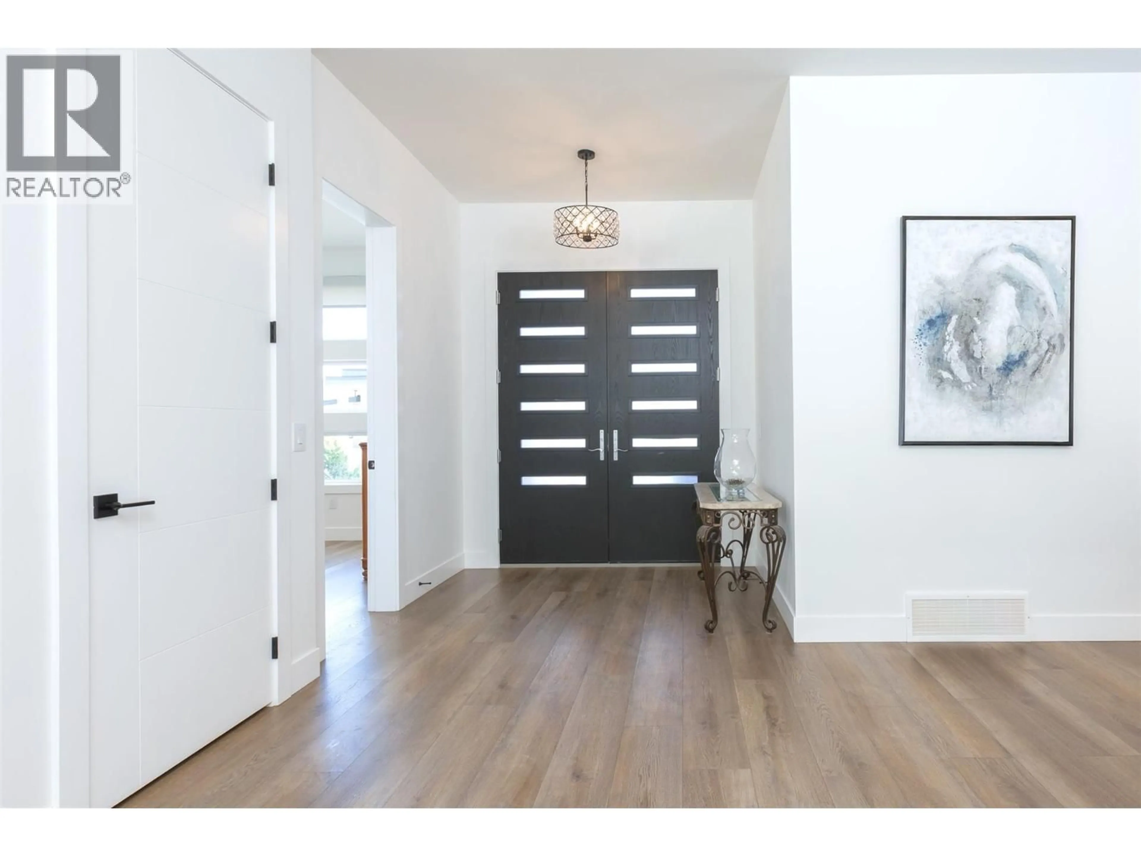 Indoor entryway for 1584 MALBEC PLACE, West Kelowna British Columbia V4T3B5