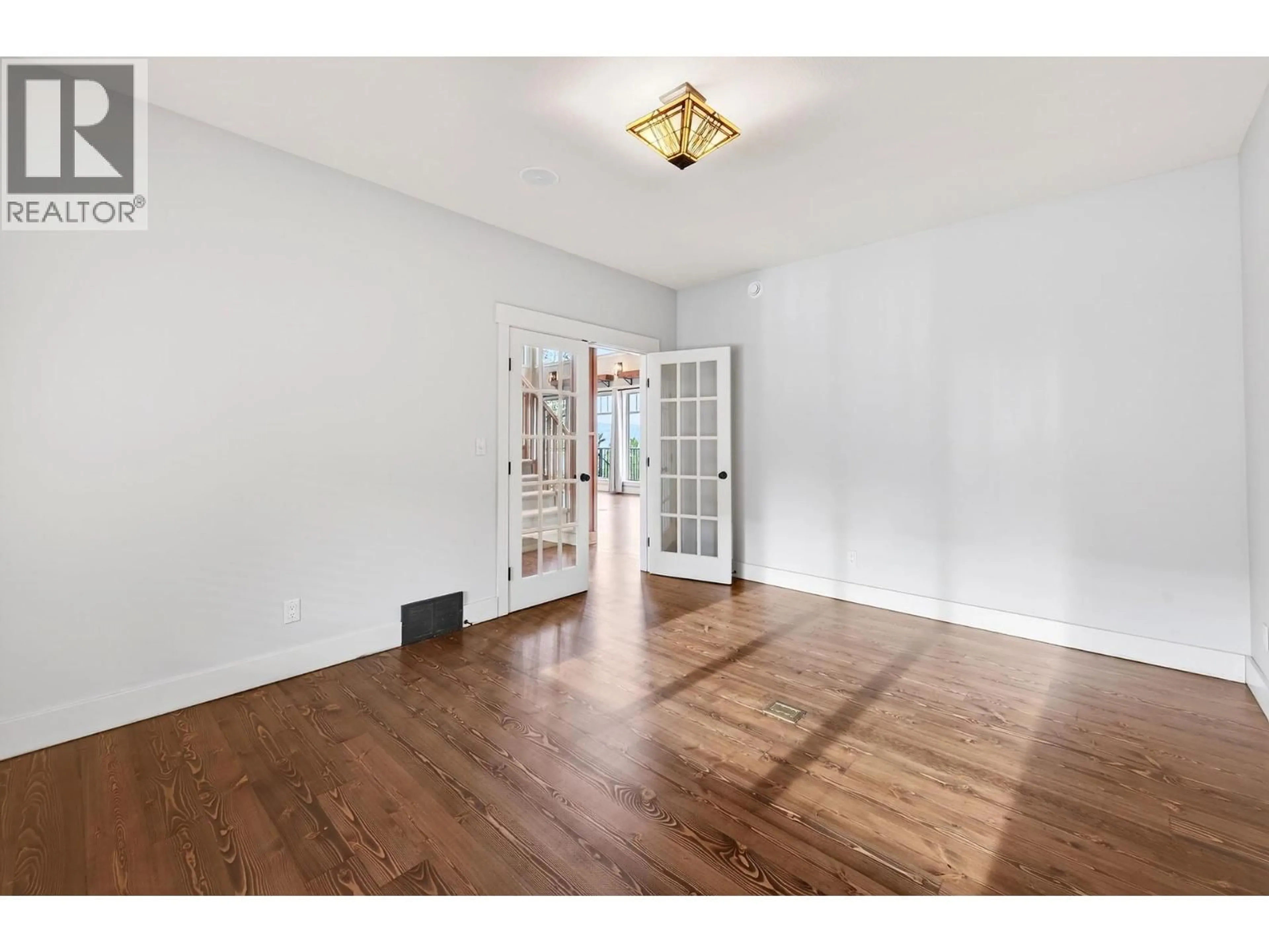 Unknown for 1990 KECHIKA STREET, Kamloops British Columbia V2E2T2