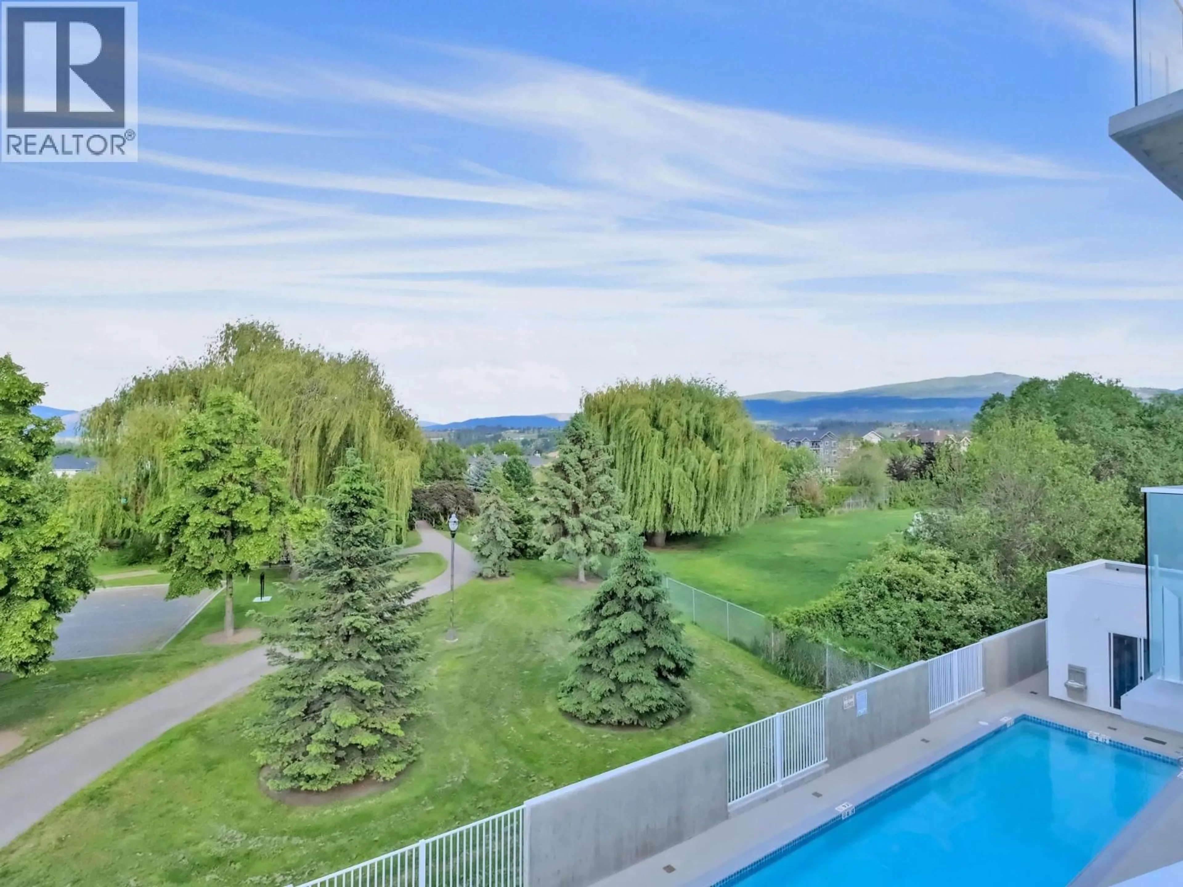 Pool for 201 - 4071 LAKESHORE ROAD, Kelowna British Columbia V1W1V7