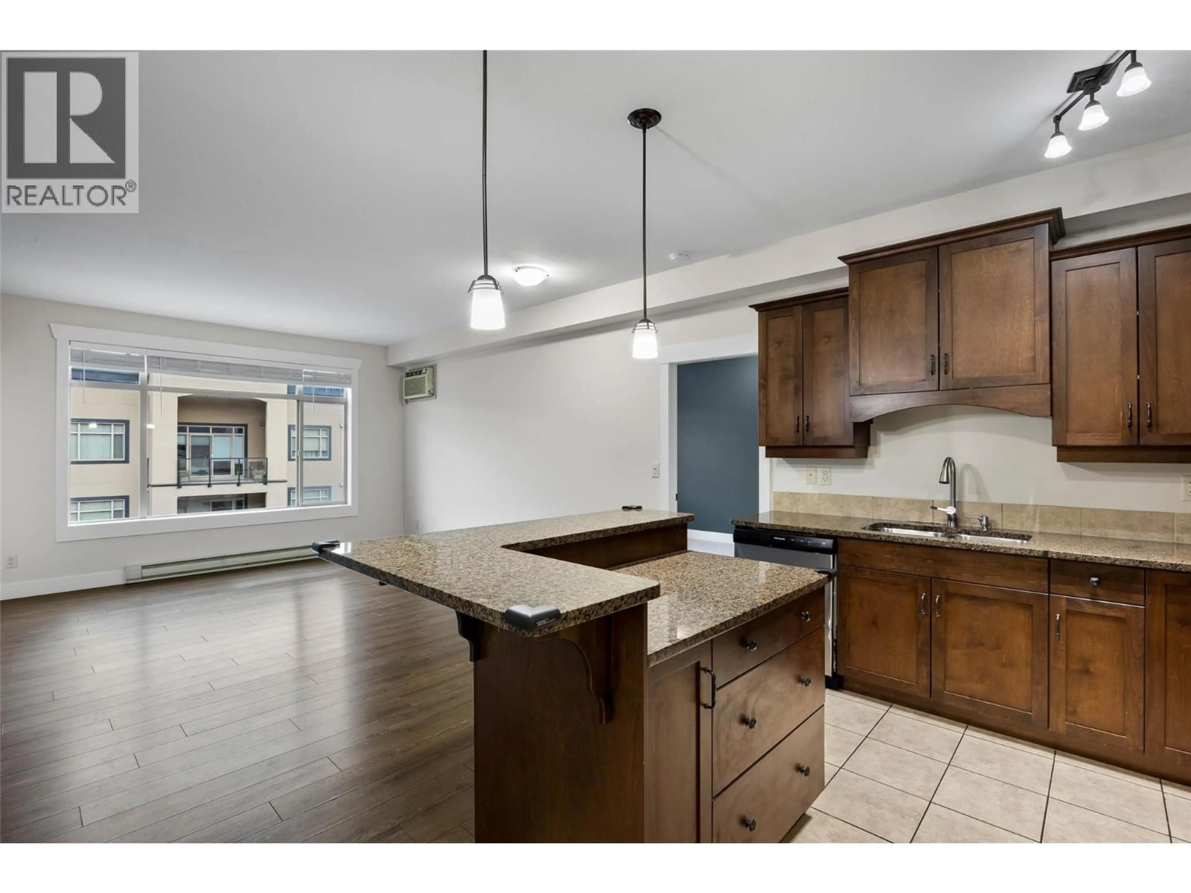 Open concept kitchen, unknown for 412 - 795 MCGILL ROAD, Kamloops British Columbia V2C0B9