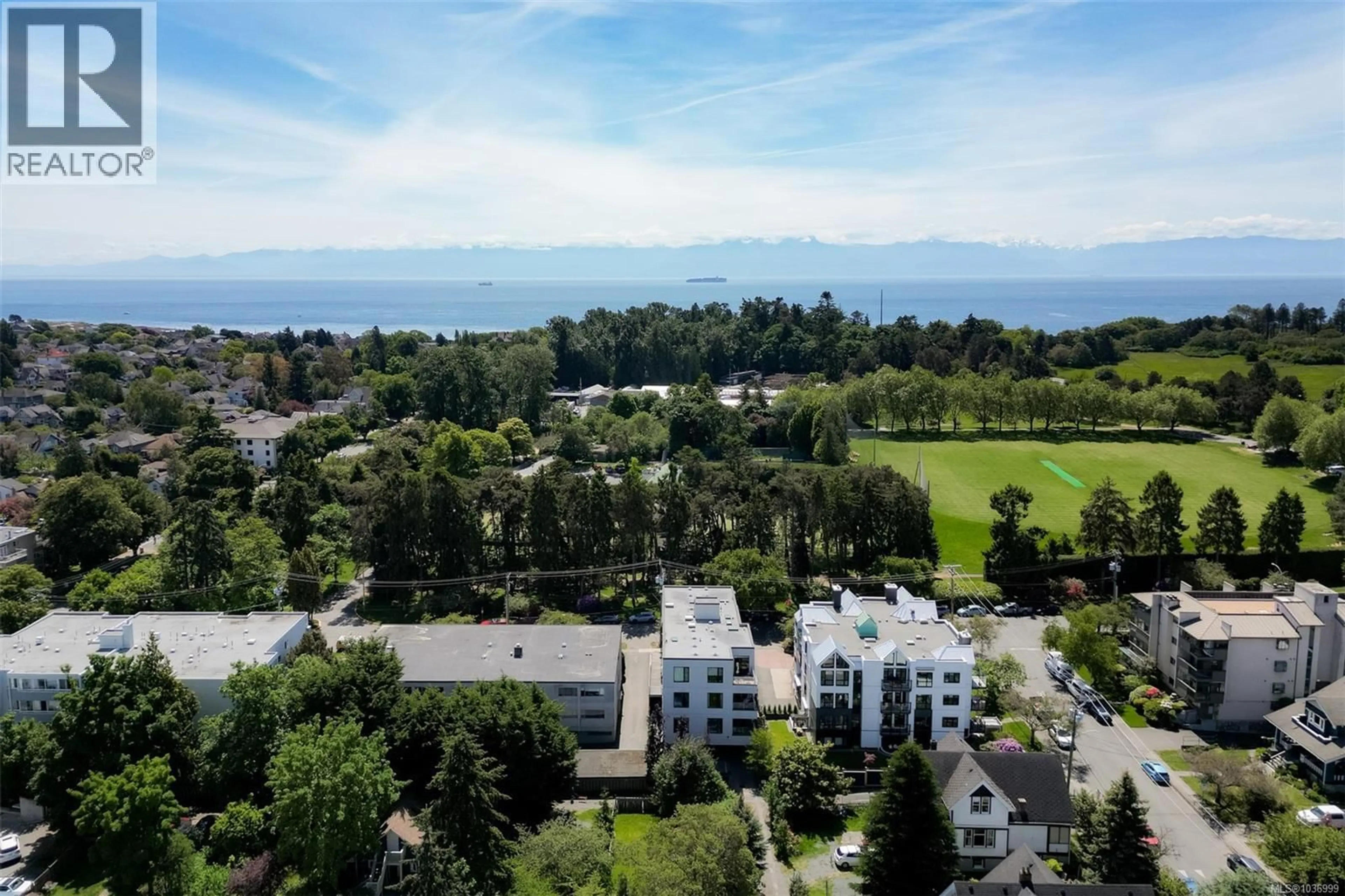 Unknown for 302 - 1014 PARK BOULEVARD, Victoria British Columbia V8V2T4