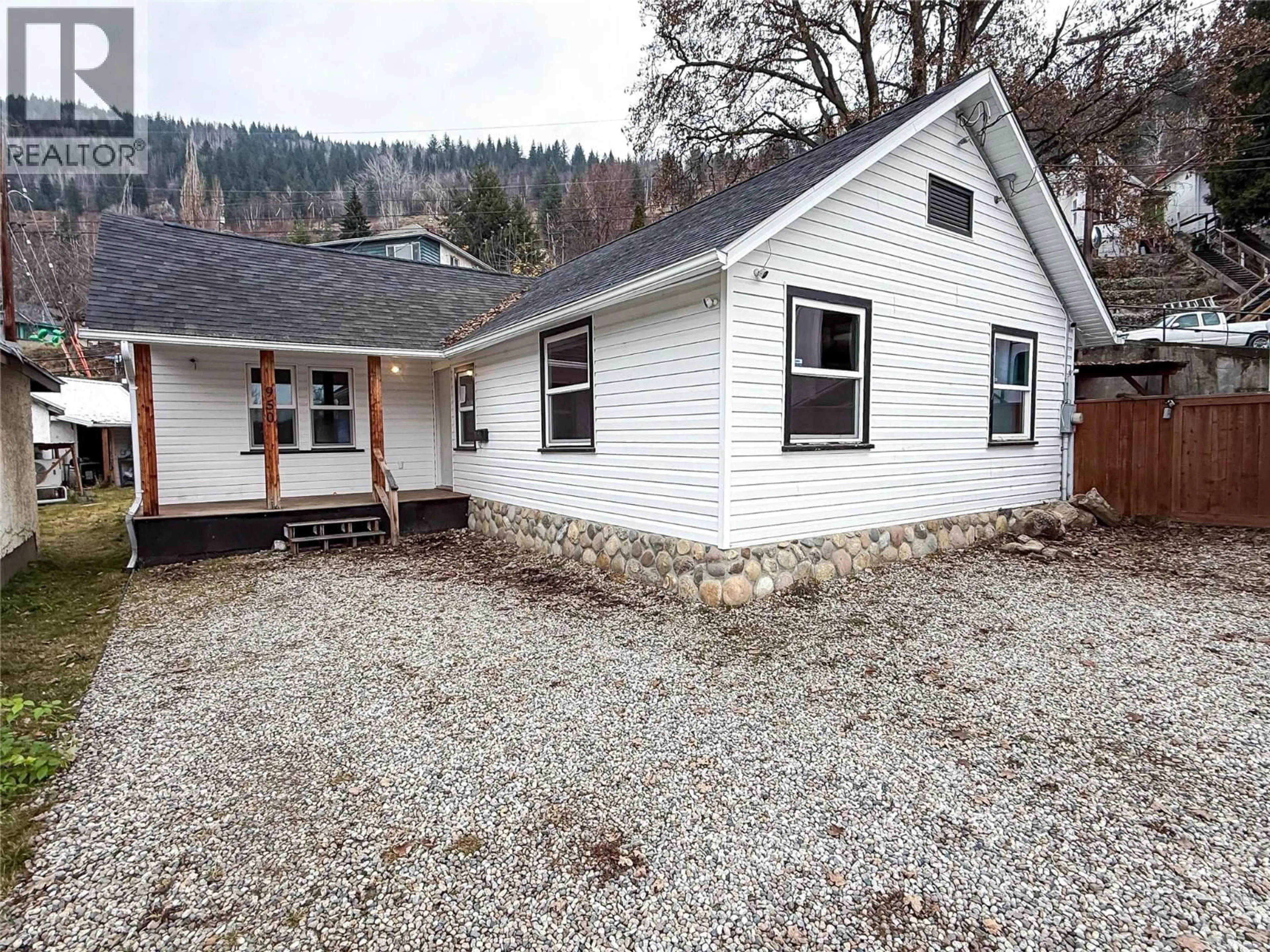 Unknown for 950 ASPEN STREET, Trail British Columbia V1R3X9