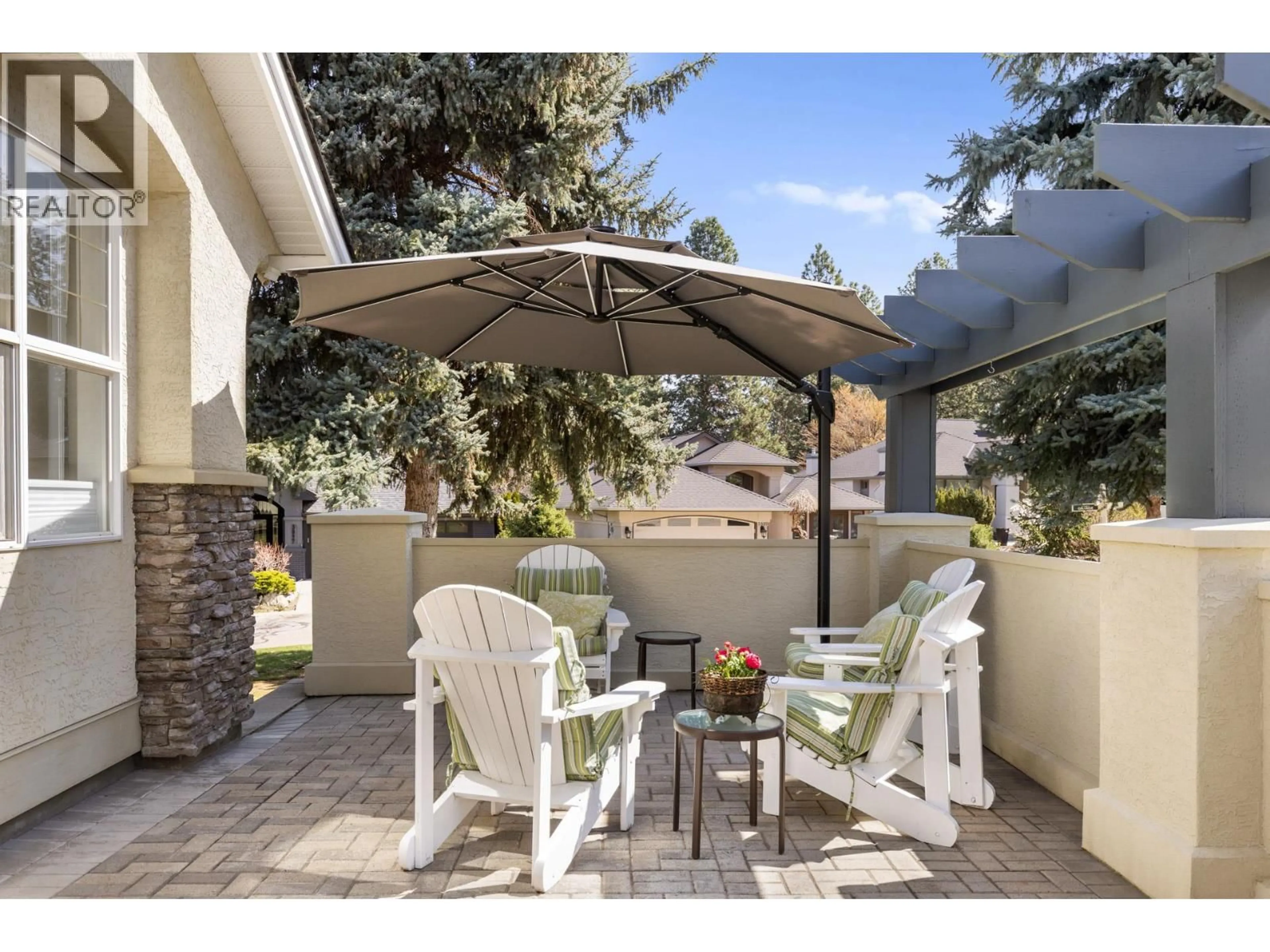 Patio, street for 3917 GALLAGHERS CIRCLE, Kelowna British Columbia V1W3Z9
