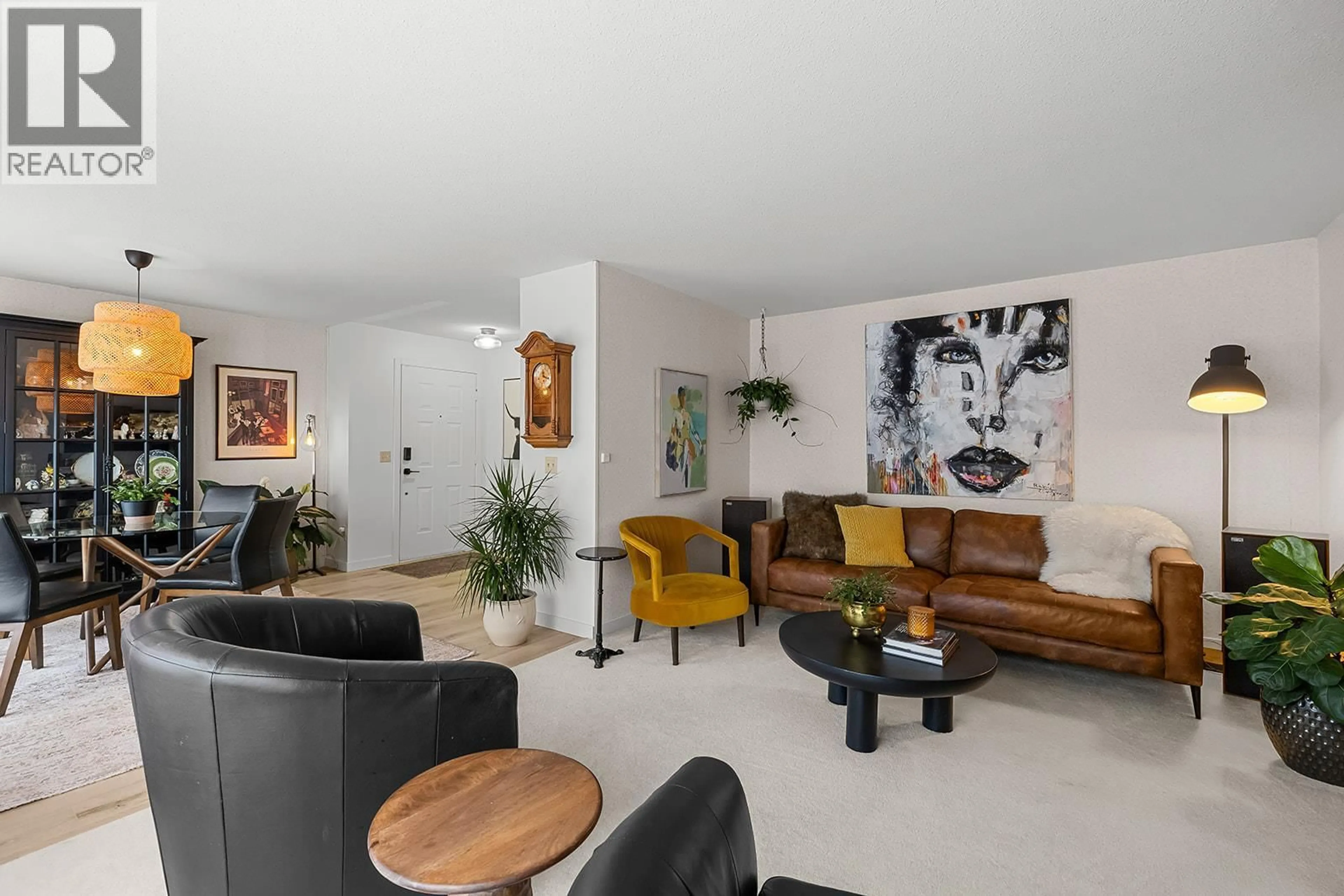 Living room with furniture, unknown for 166 - 1255 RAYMER AVENUE, Kelowna British Columbia V1W3S3