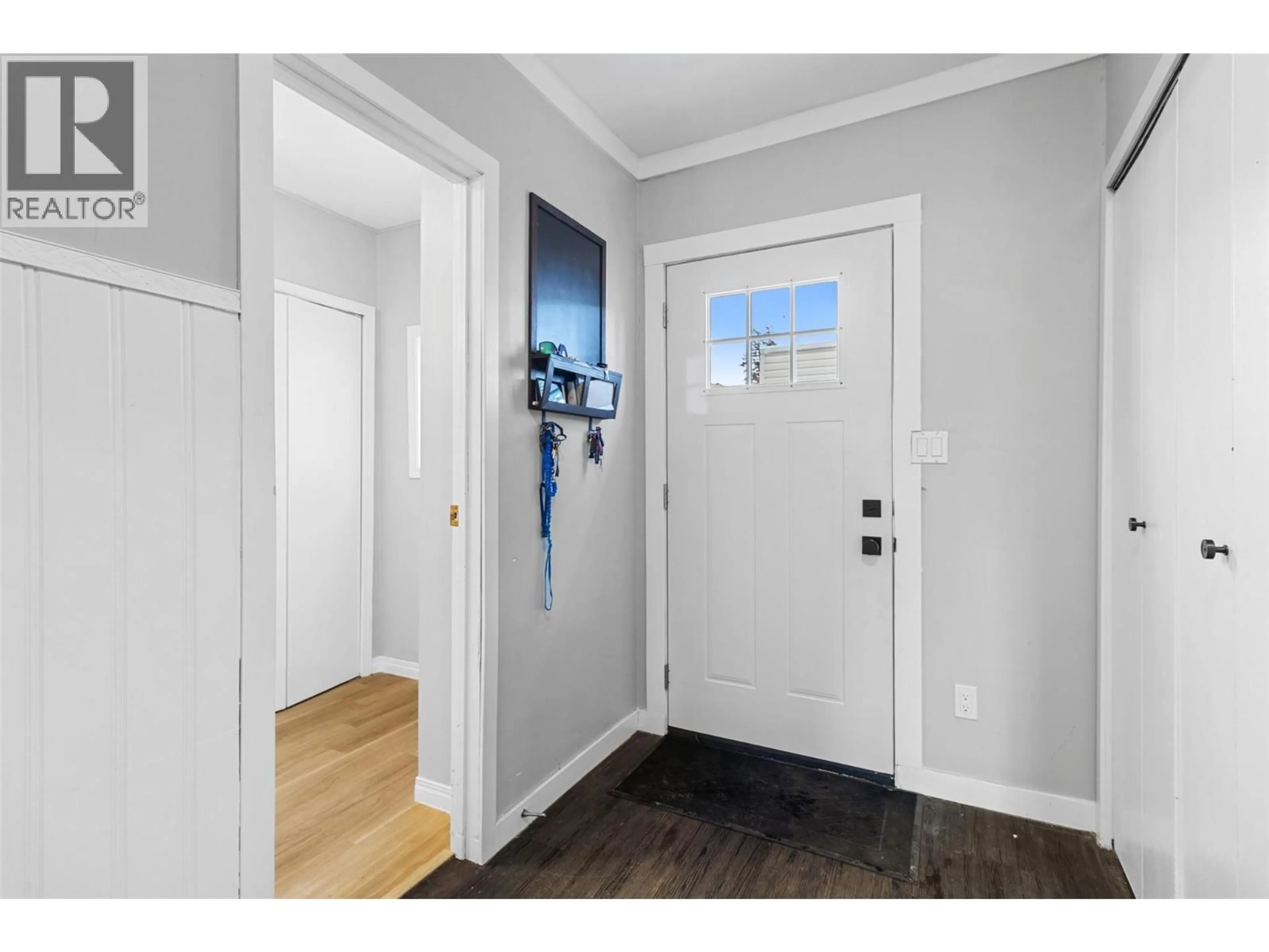 Indoor entryway for 13 AGATE DRIVE, Logan Lake British Columbia V0K1W0