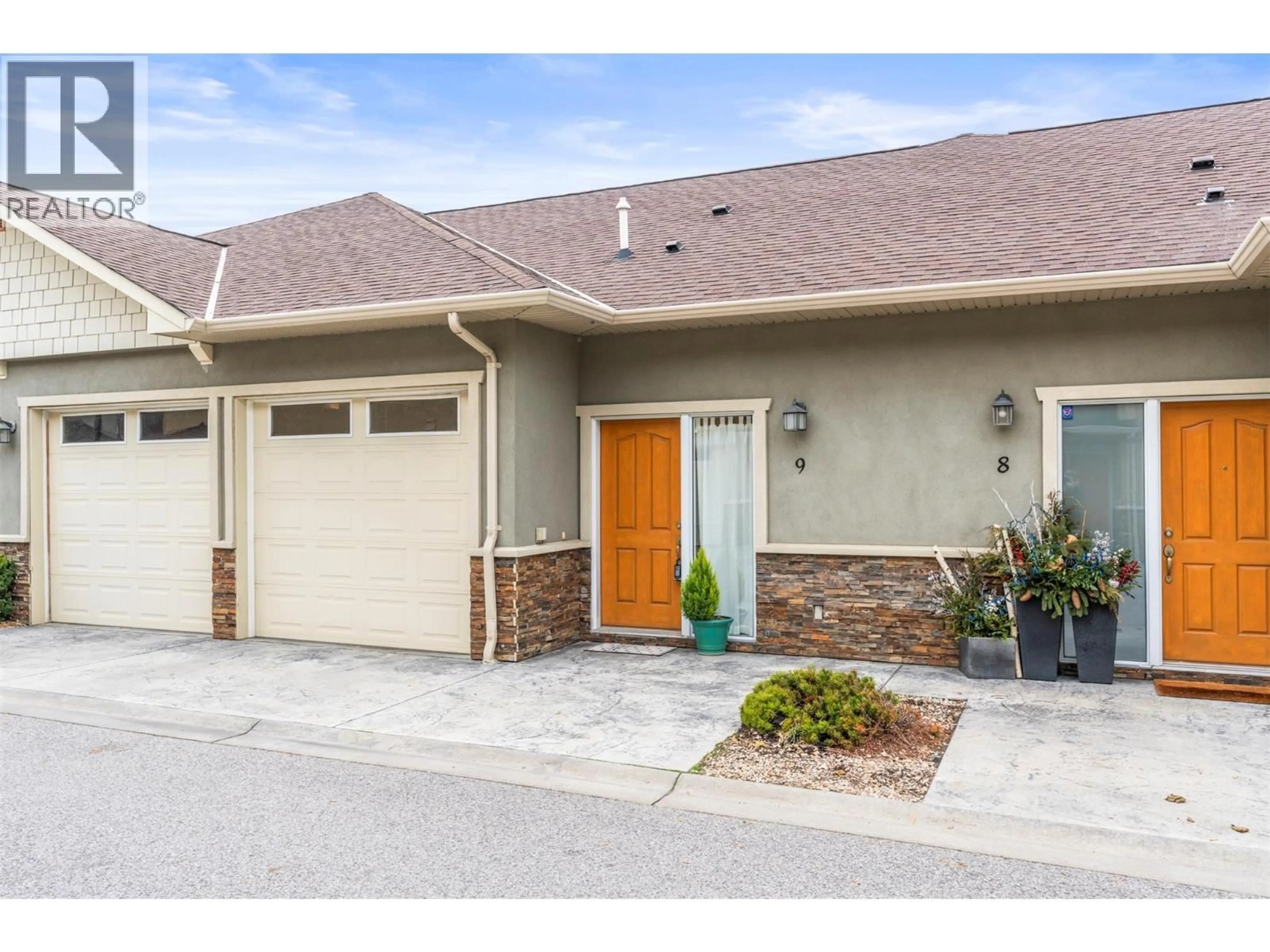 Unknown for 9 - 6600 OKANAGAN AVENUE, Vernon British Columbia V1H2K6