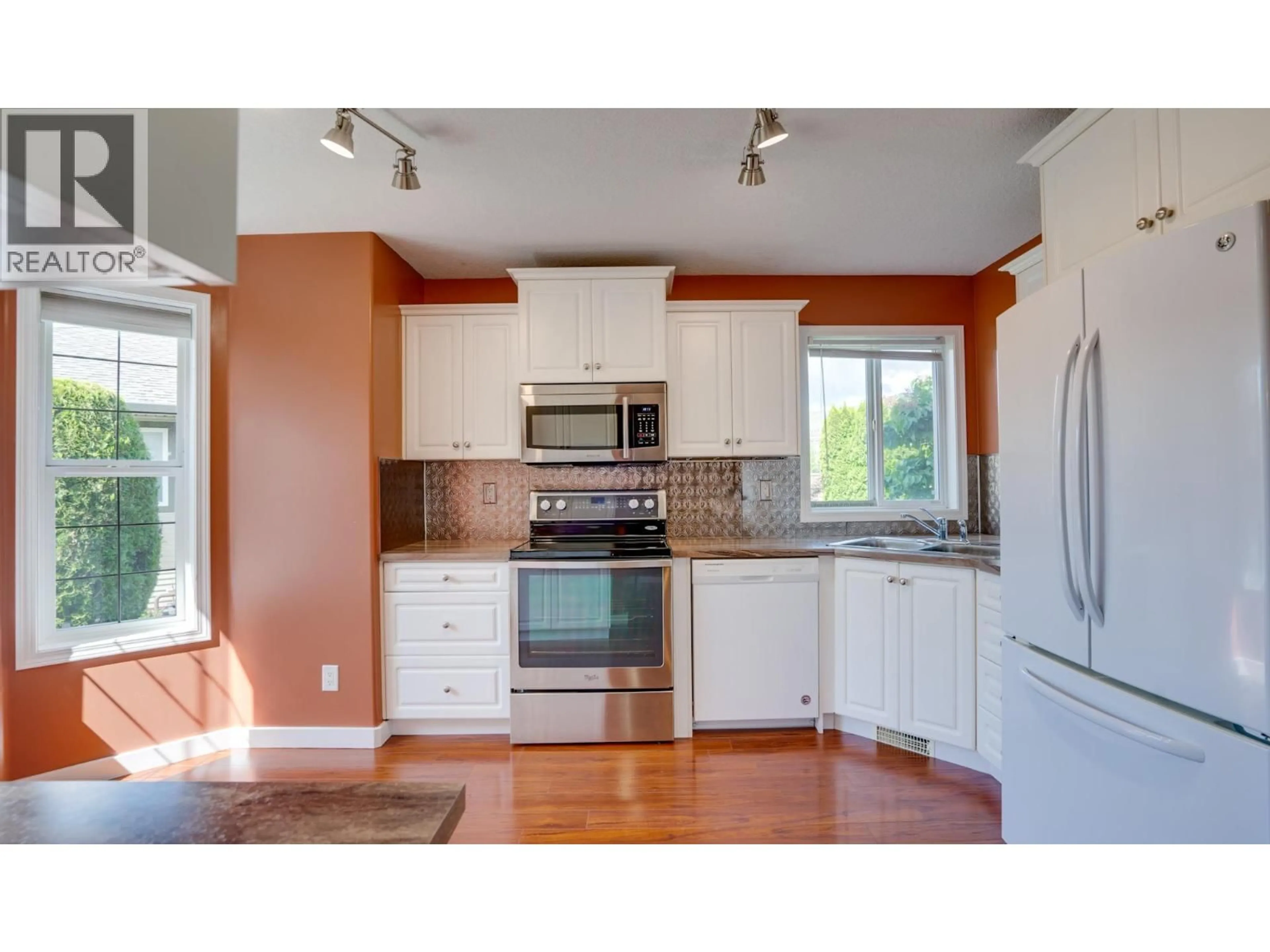 Open concept kitchen, unknown for 5200 25TH AVENUE, Vernon British Columbia V1T9V6
