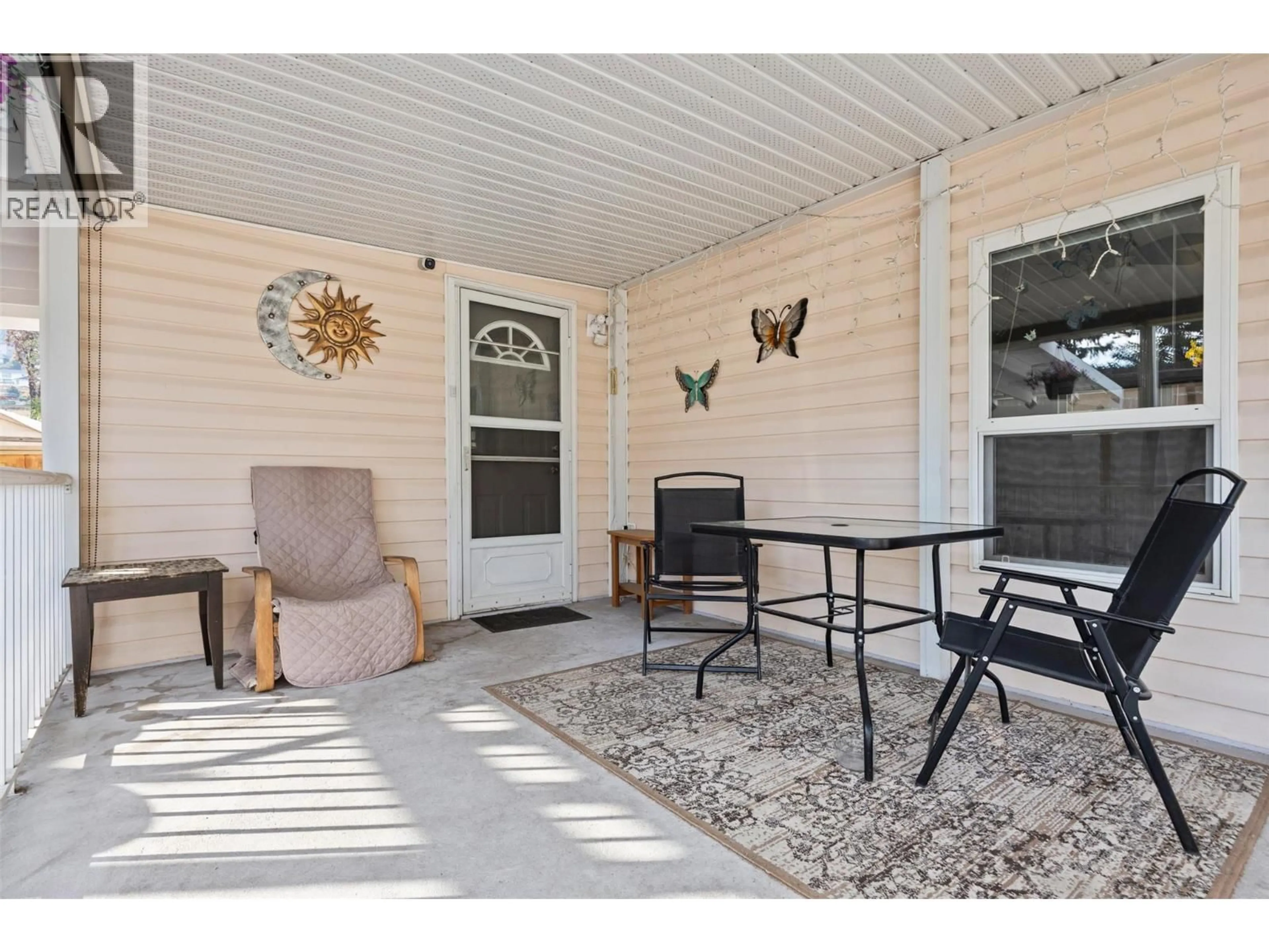 Patio, street for 237 - 1999 97 HIGHWAY SOUTH, West Kelowna British Columbia V1Z1B2