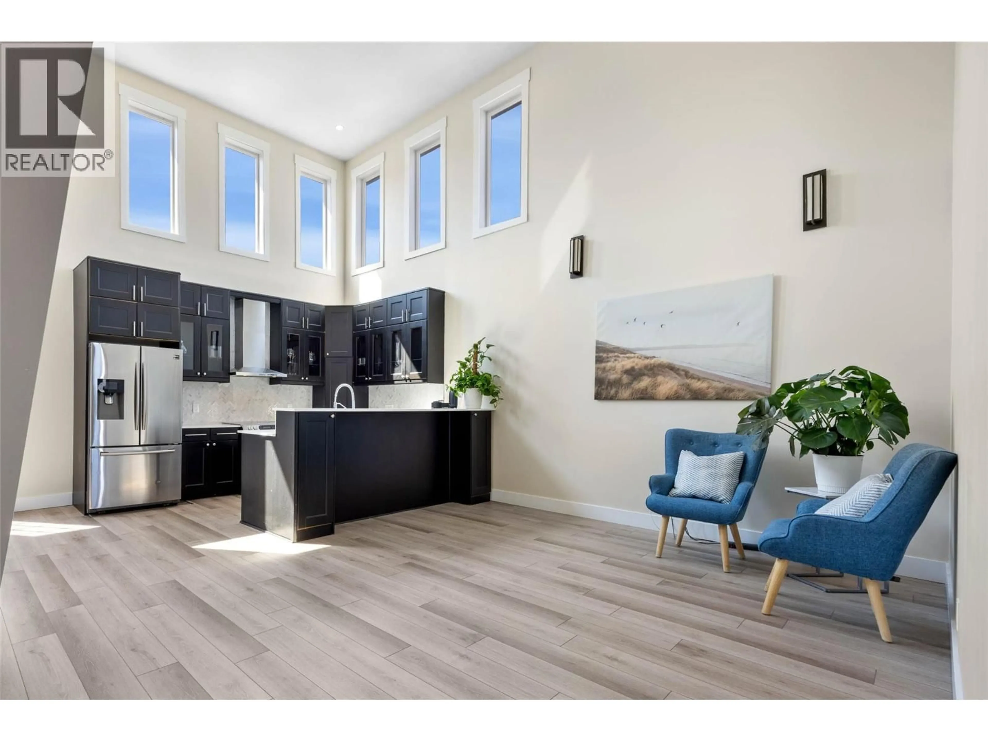 Open concept kitchen, unknown for 615 ROSE AVENUE, Kamloops British Columbia V2B3T4