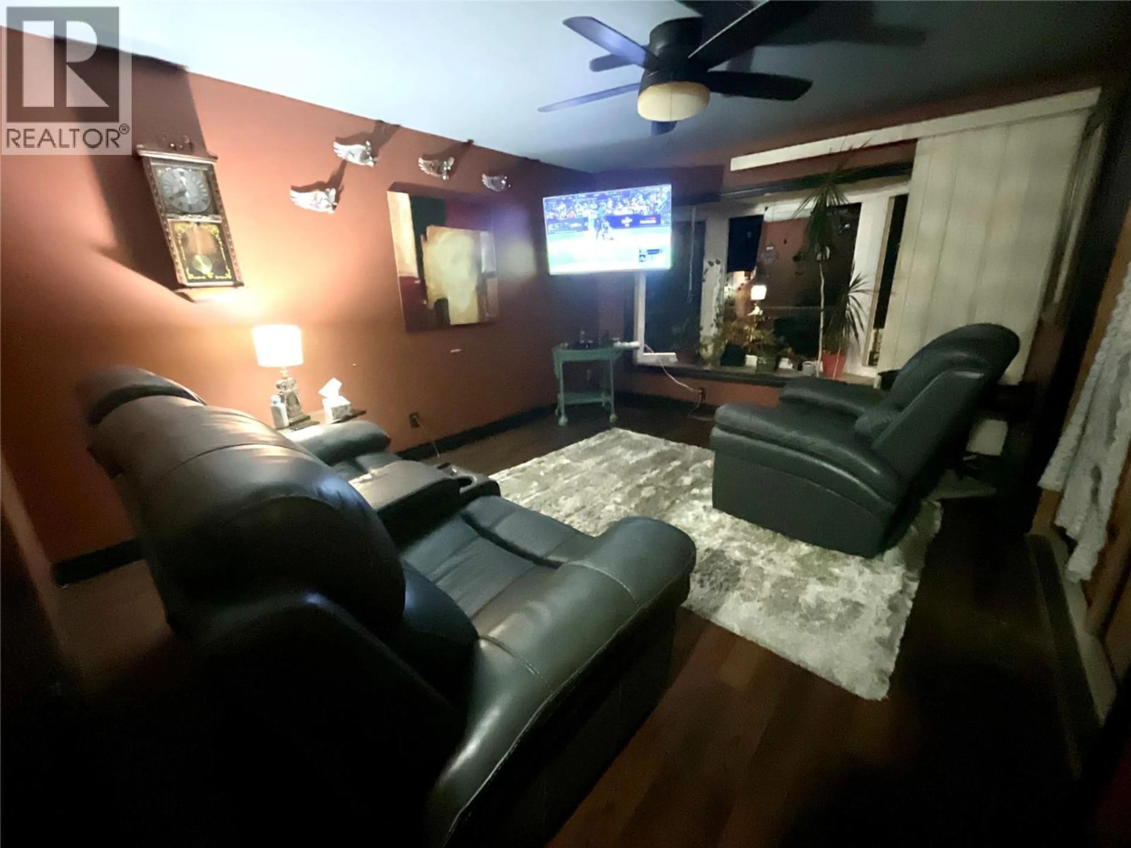 Living room with furniture, unknown for 19 - 2714 LOWER 6 MILE ROAD, Nelson British Columbia V1L6L4