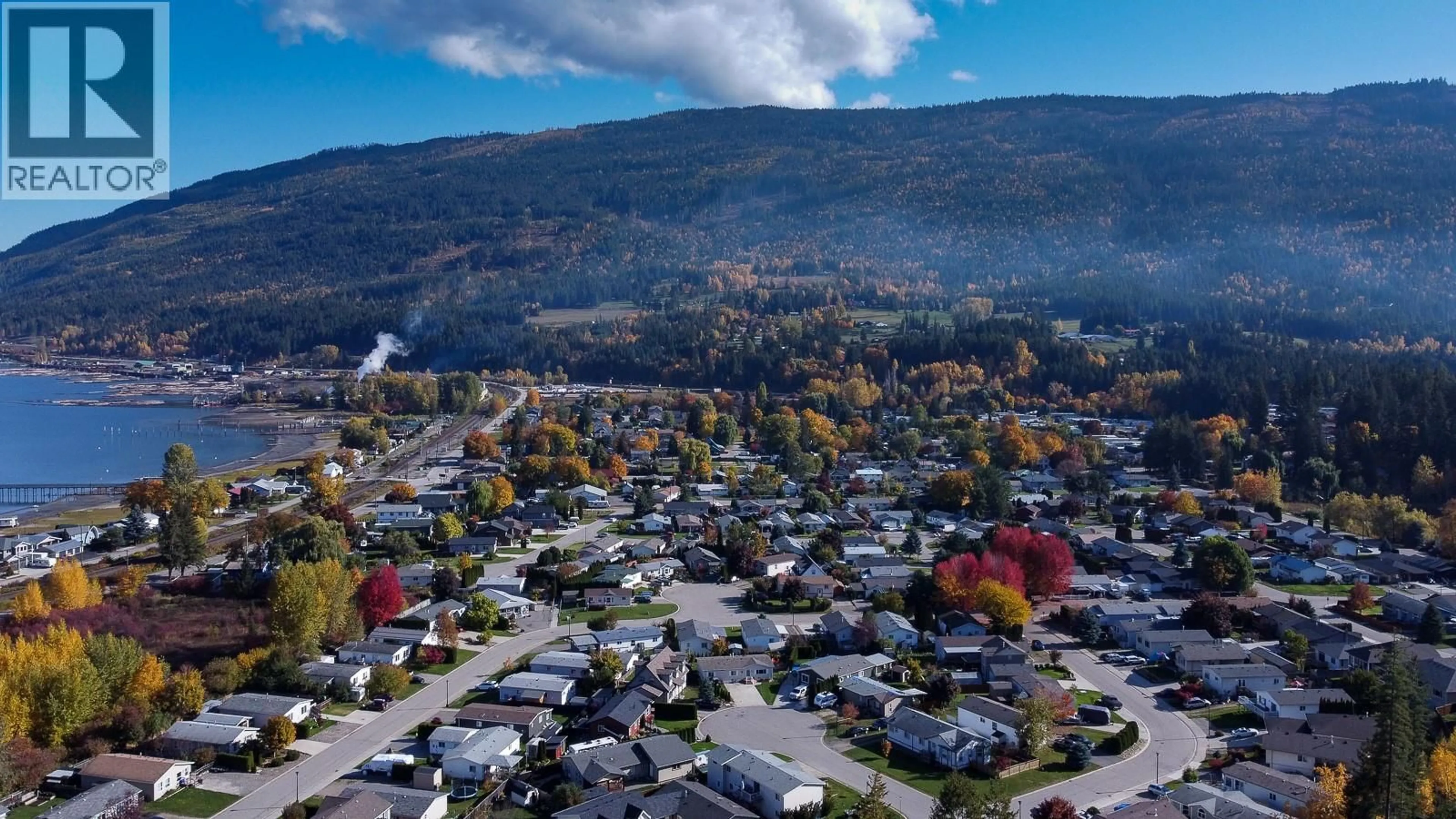 A pic from outside/outdoor area/front of a property/back of a property/a pic from drone, mountain view for 5350 73 AVENUE NORTHEAST, Canoe British Columbia V0E1K0