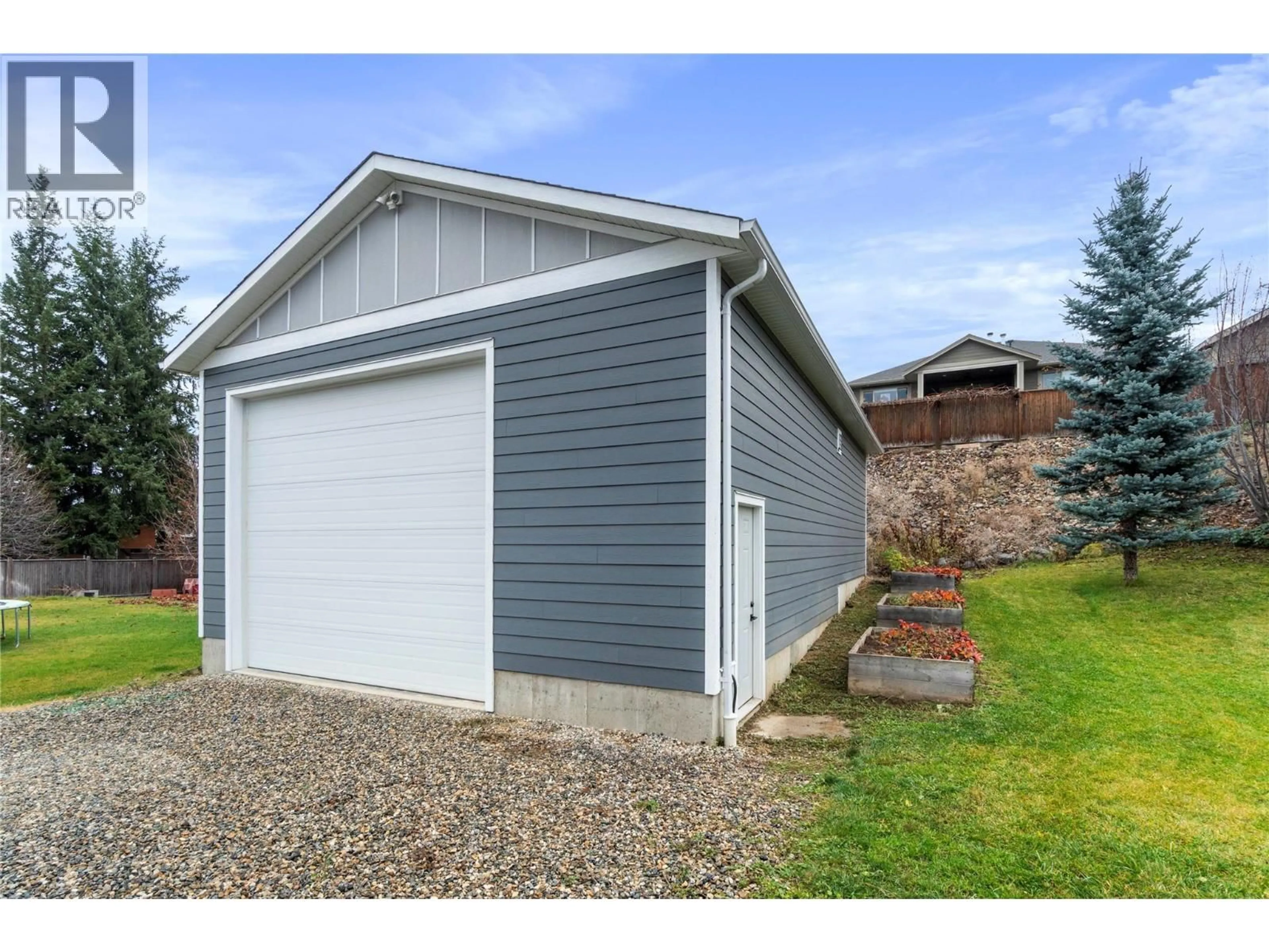 Indoor garage for 1140 23 STREET SOUTHEAST, Salmon Arm British Columbia V1E0C7