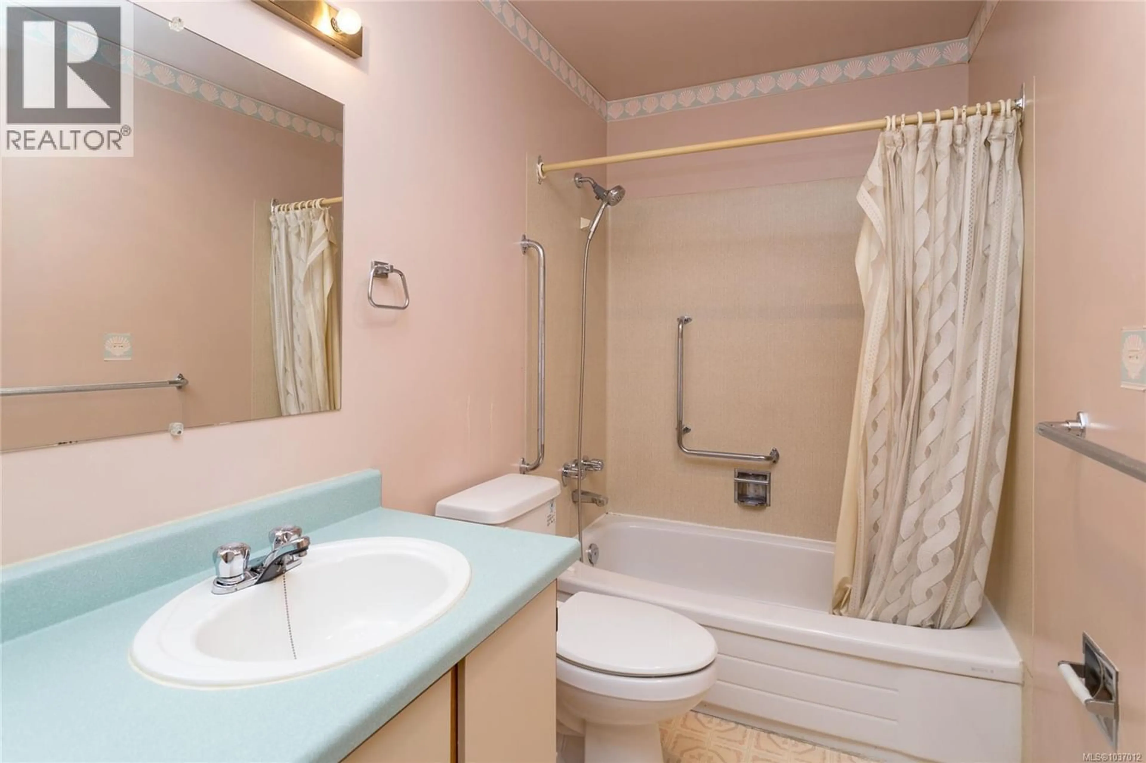 Unknown for 409 - 3255 GLASGOW AVENUE, Saanich British Columbia V8X4S4