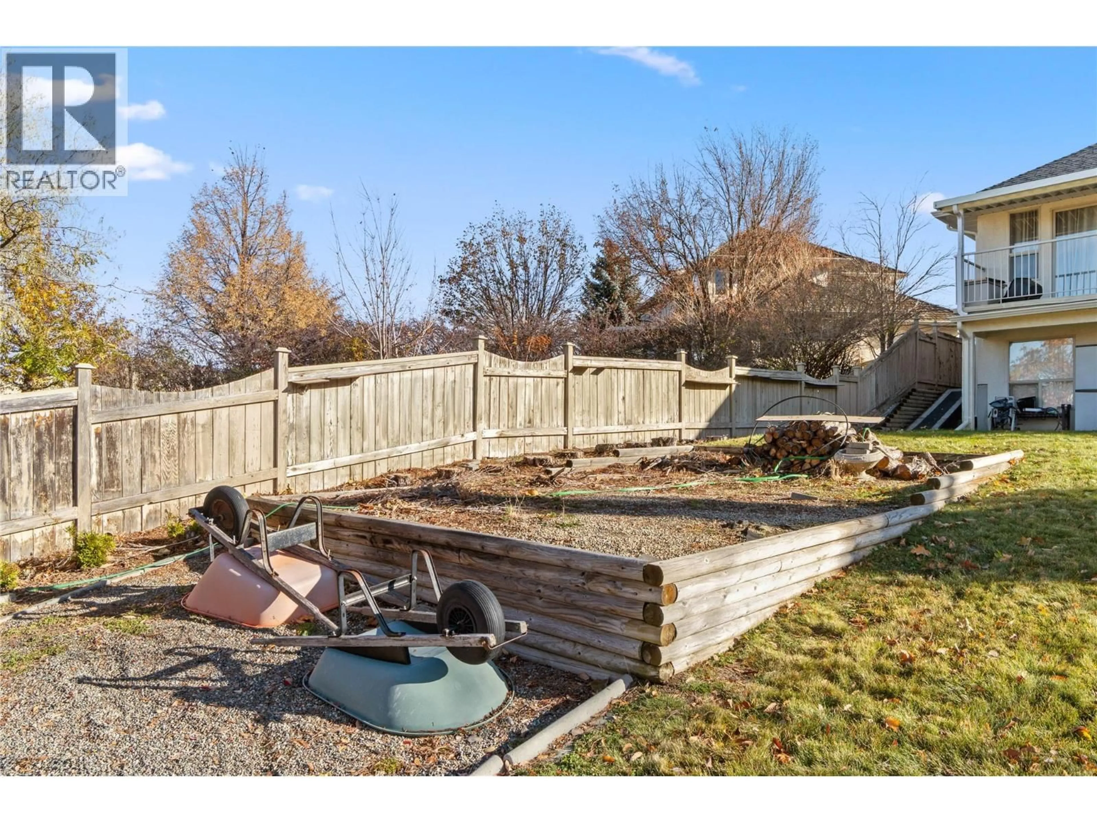 Patio, water/lake/river/ocean view for 1274 ST ANDREWS WAY, Kamloops British Columbia V1S1S6