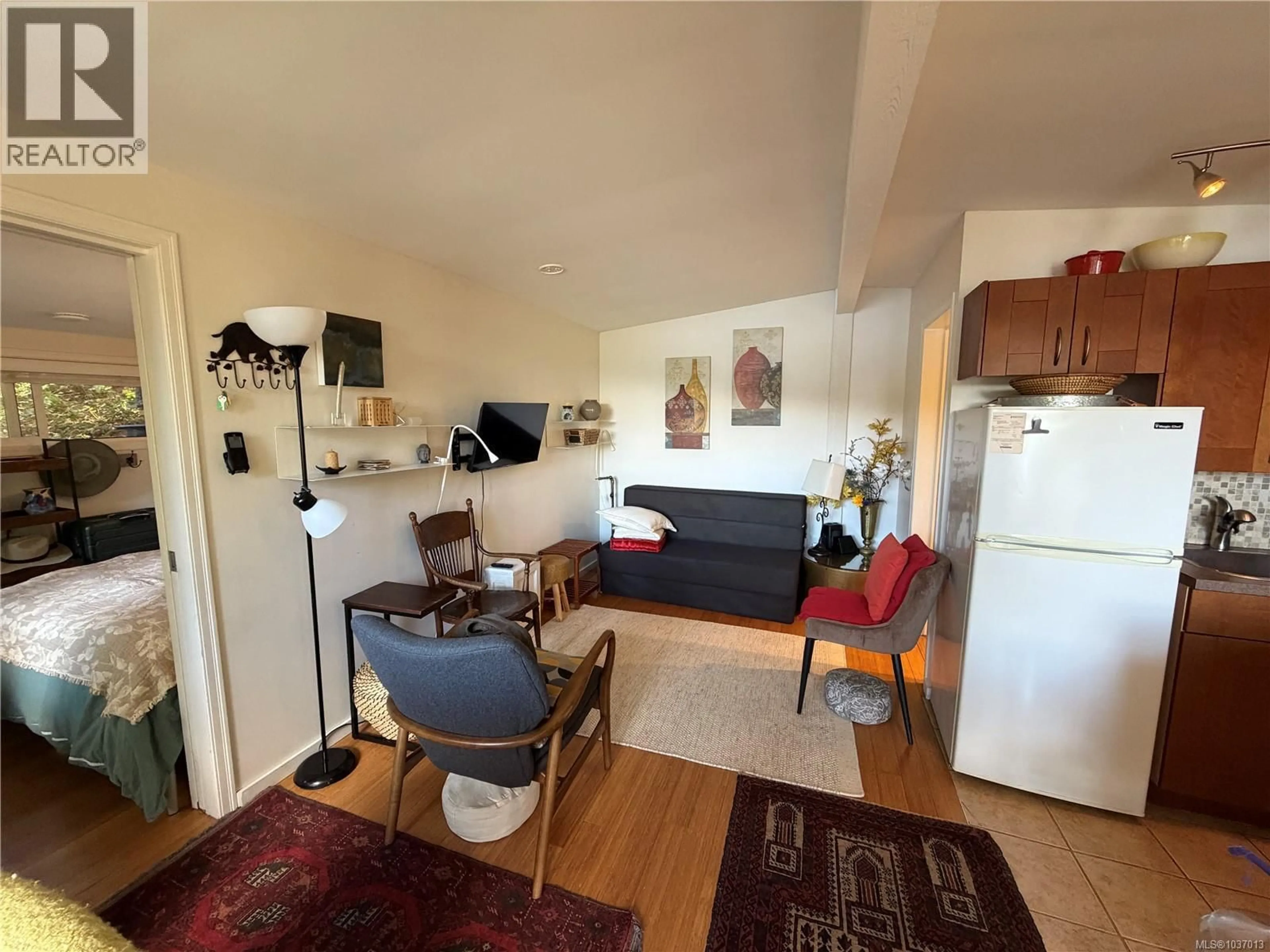 A pic of a room for Cabin 3 - 1136 NORTH END ROAD, Salt Spring British Columbia V8K1M1