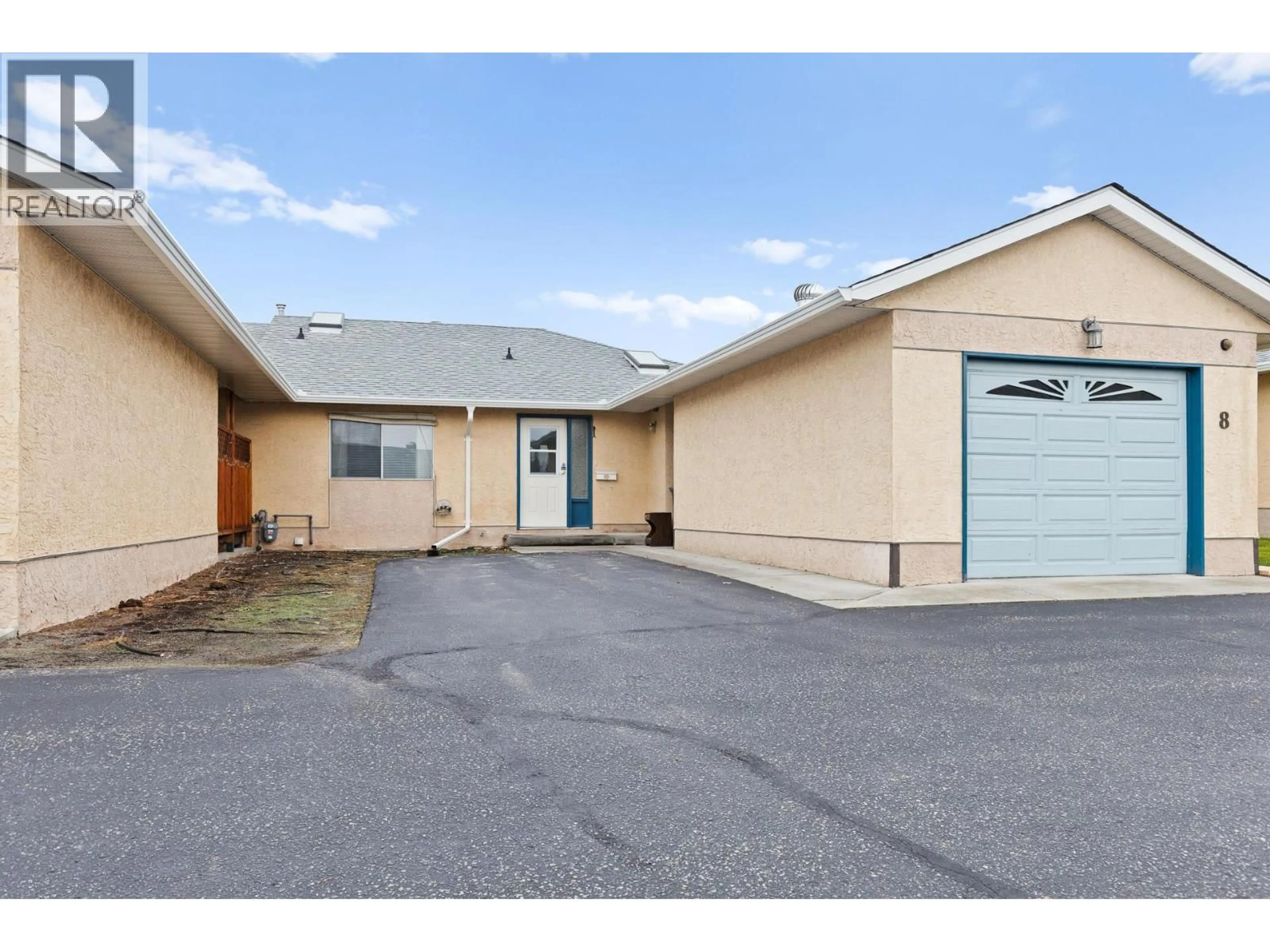 Unknown for 8 - 205 GERSTMAR ROAD, Kelowna British Columbia V1X4A6