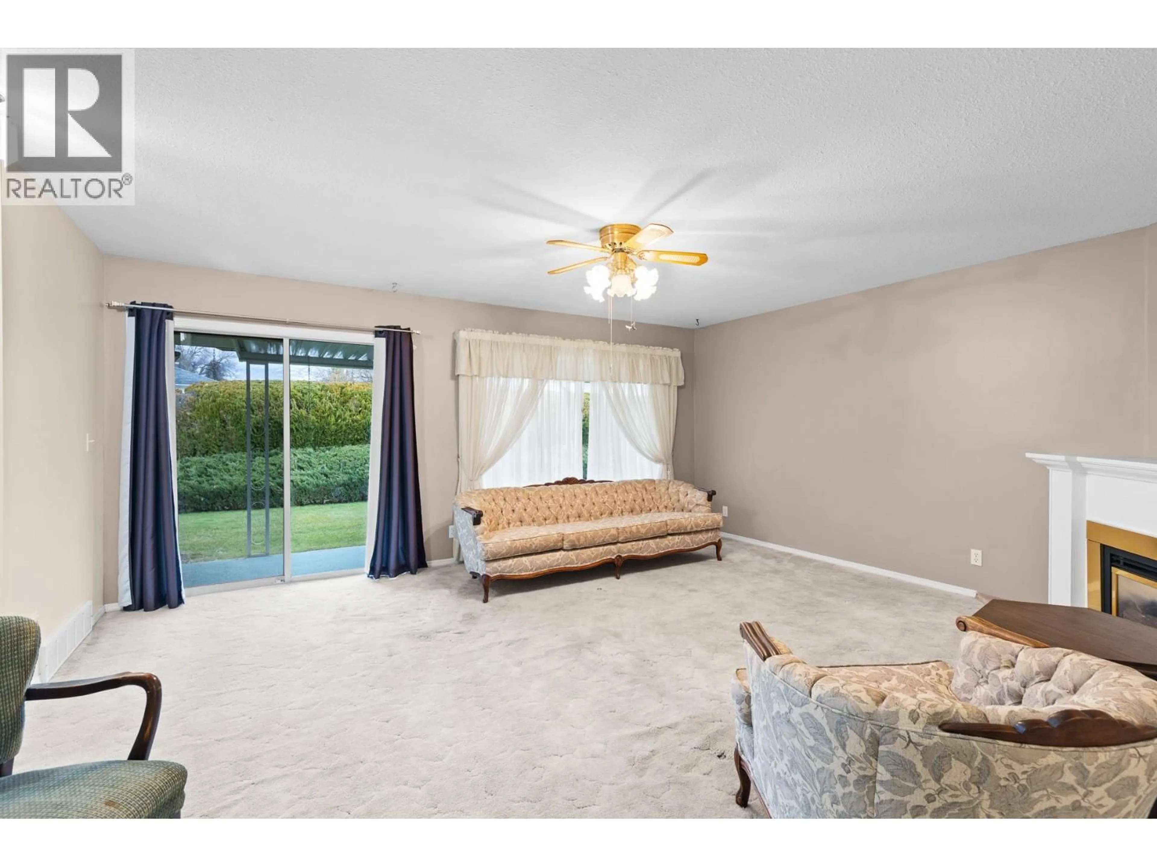 A pic of a room for 8 - 205 GERSTMAR ROAD, Kelowna British Columbia V1X4A6