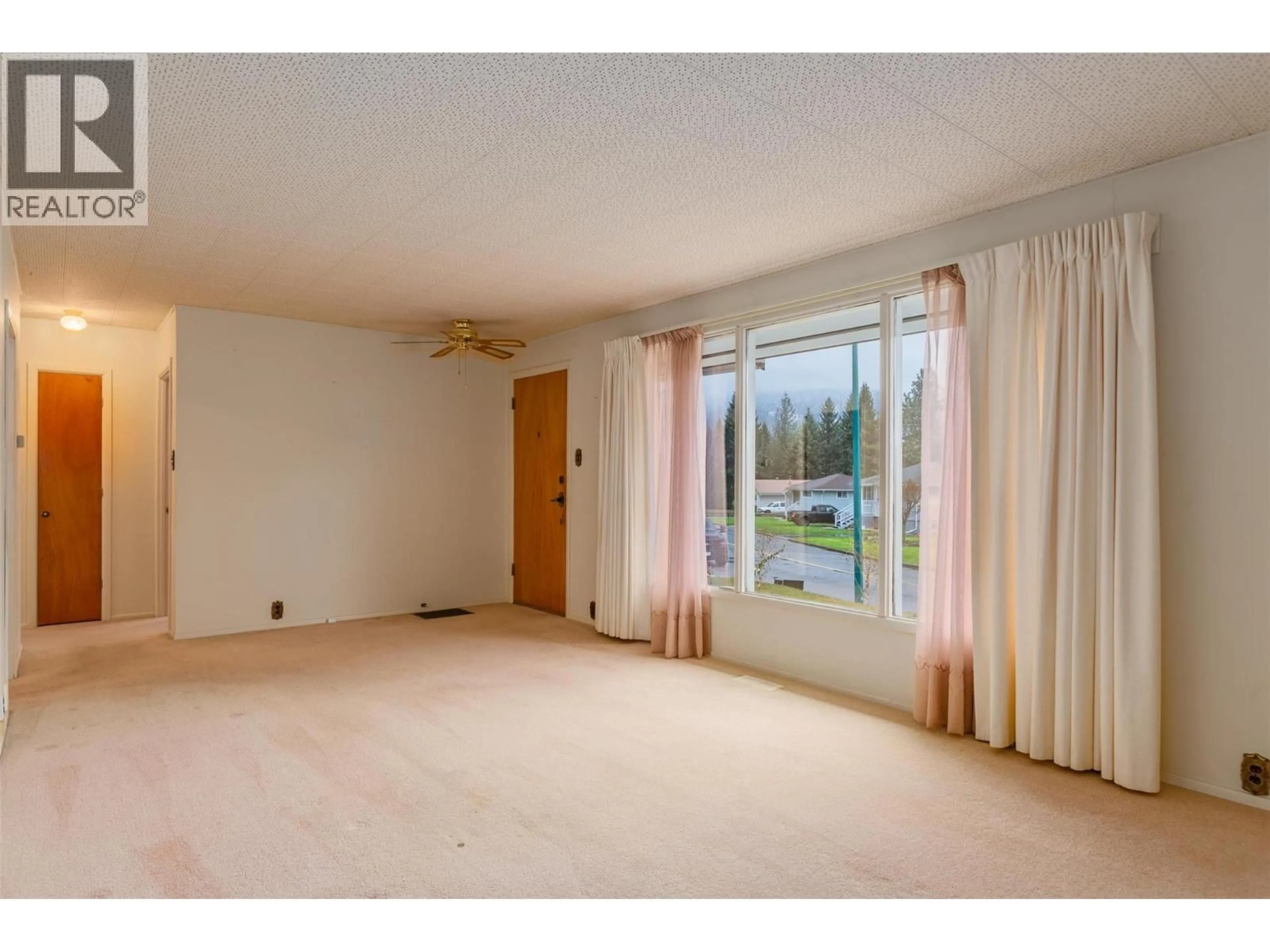 A pic of a room for 39 HILLSIDE DRIVE, Trail British Columbia V1R1G7