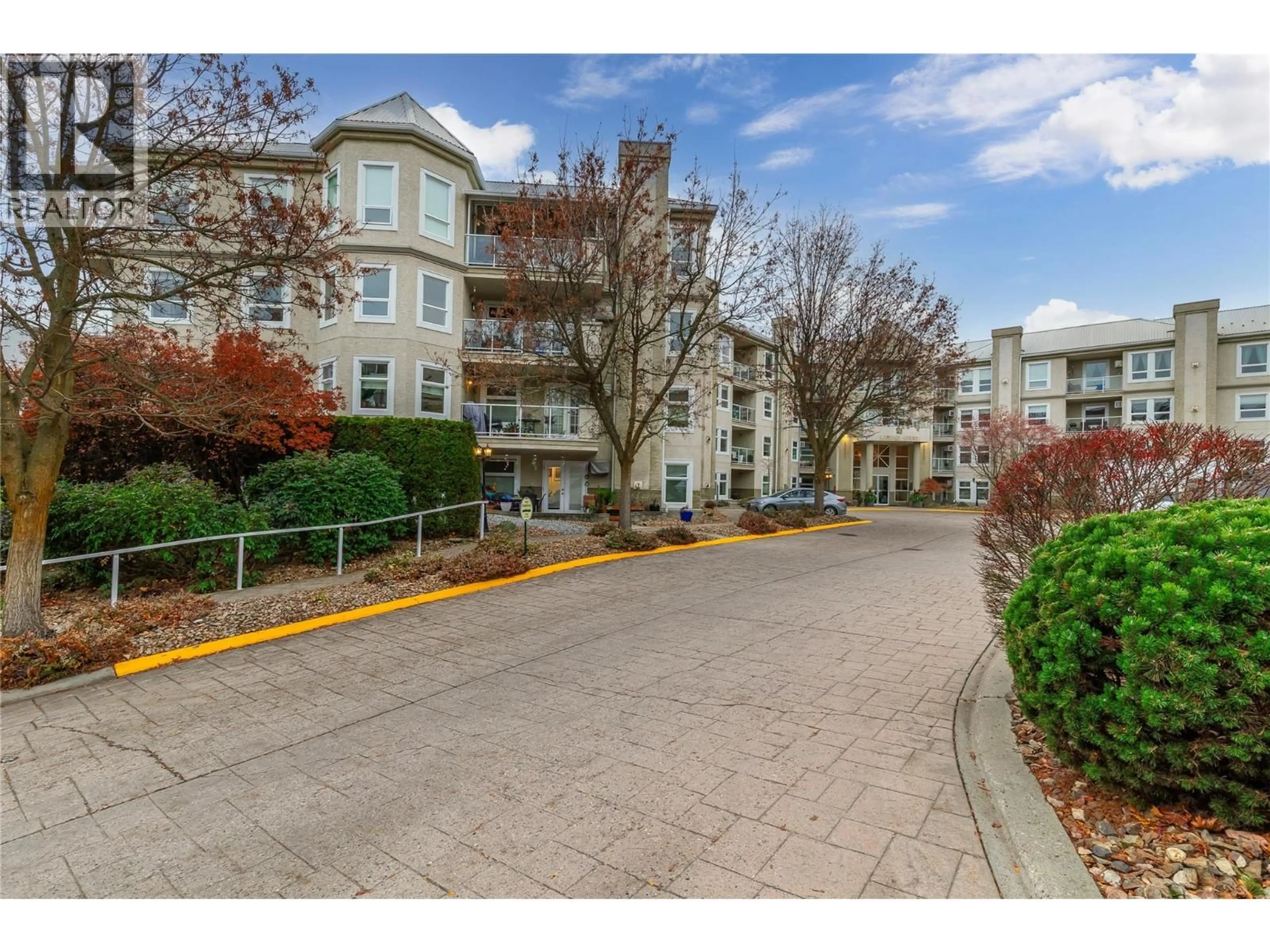 Unknown for 204 - 3300 CENTENNIAL DRIVE, Vernon British Columbia V1T9M5