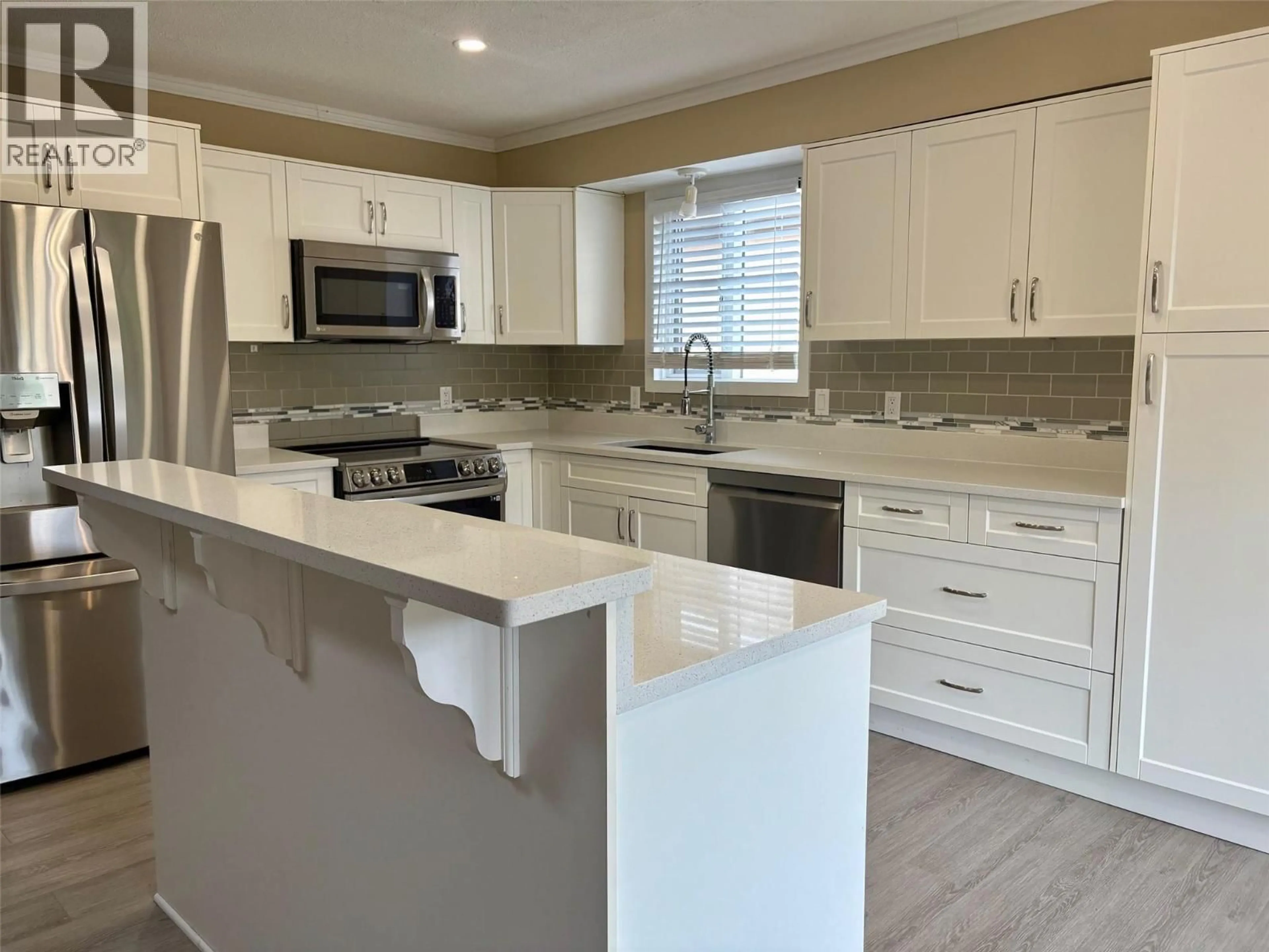 Open concept kitchen, unknown for 132 - 1201 CAMERON AVENUE, Kelowna British Columbia V1W3S1